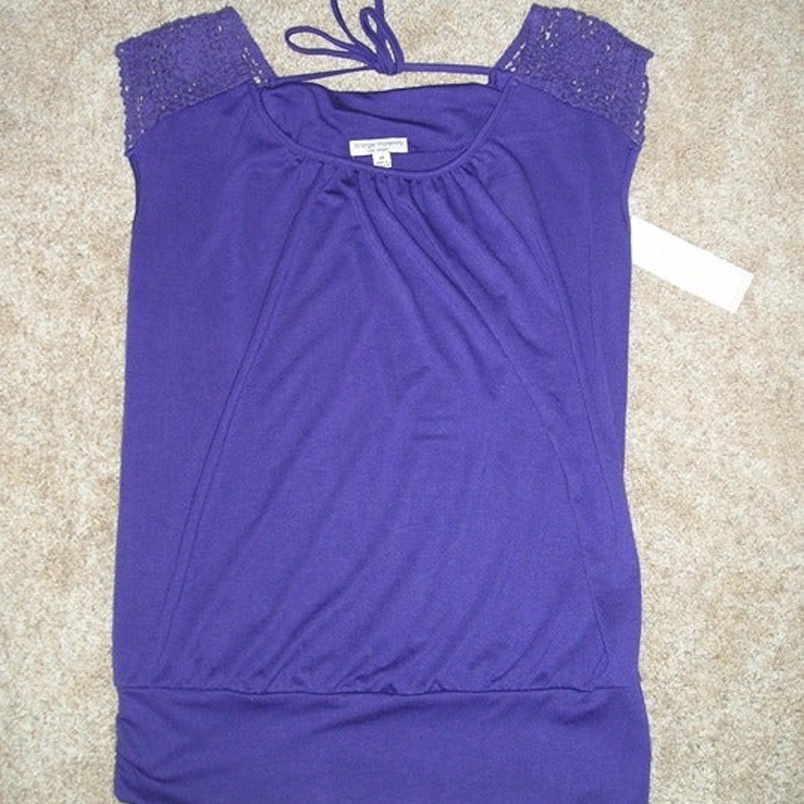 Liz Lange Maternity for Target women's XS purple crochet tank