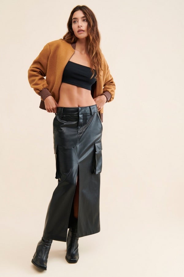 Seven for all mankind Cargo Vegan Leather Skirt in black S