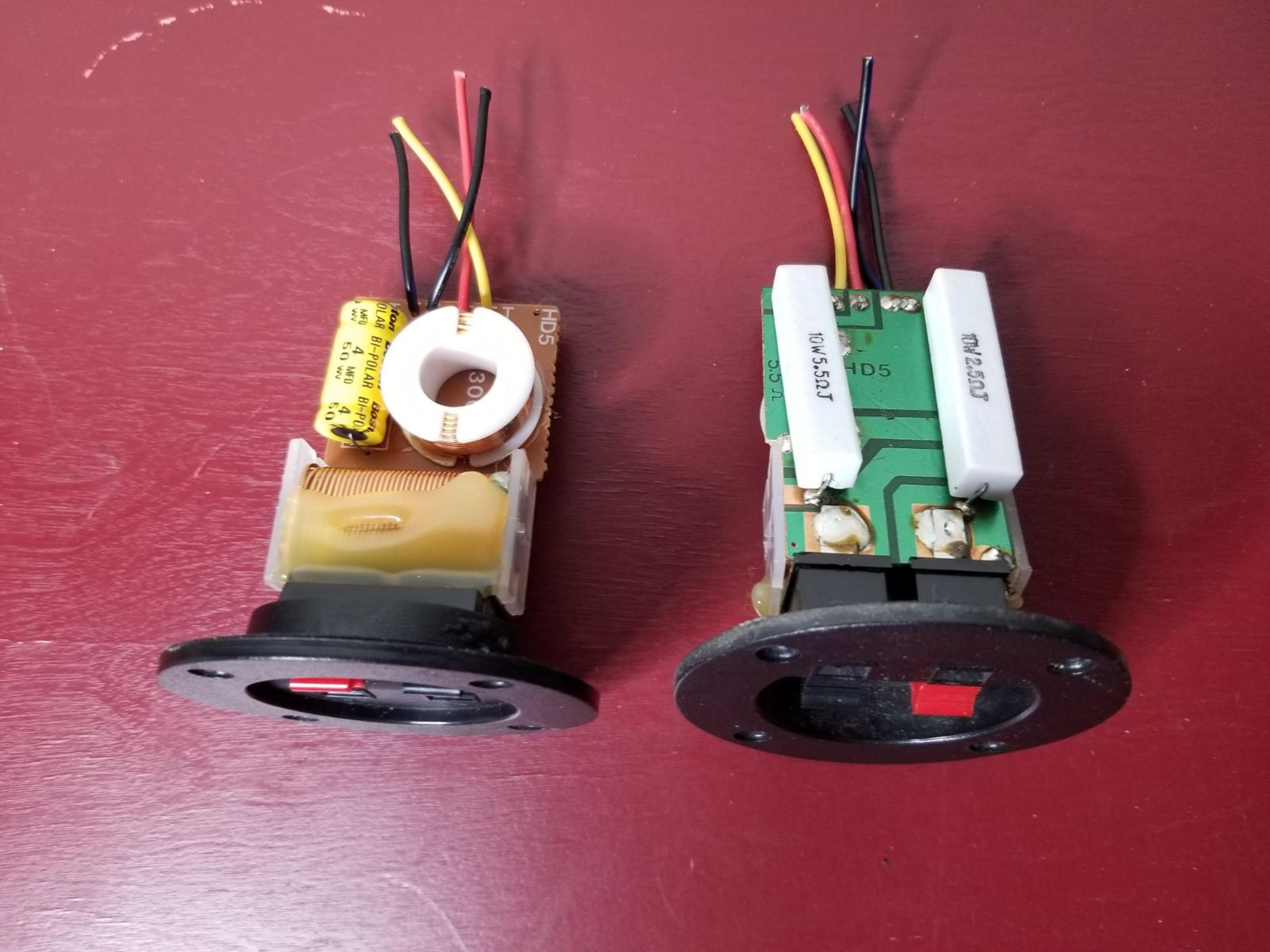 Speaker Connection/Terminals with crosso