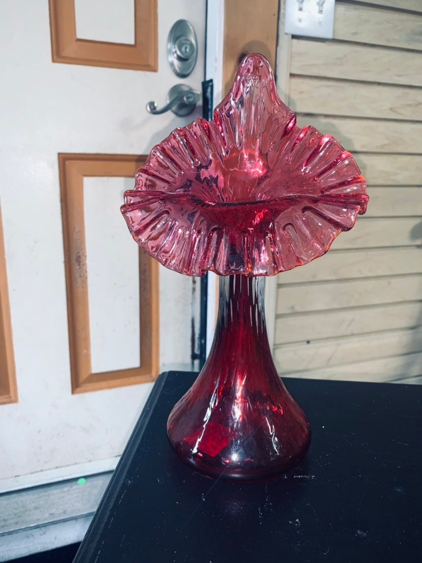Fenton dusty rose vase