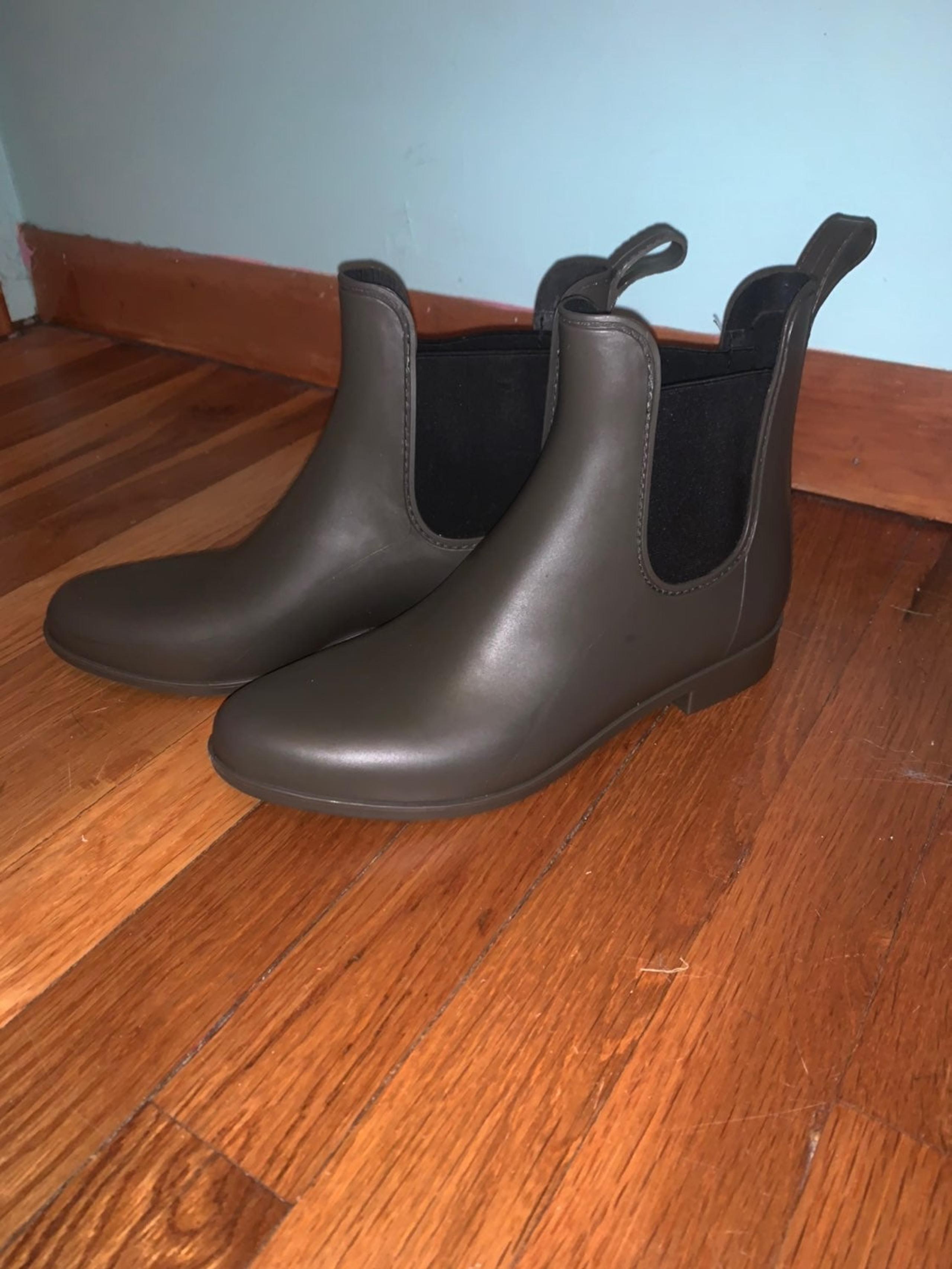 Hunter-Like Chelsea Rain Boots