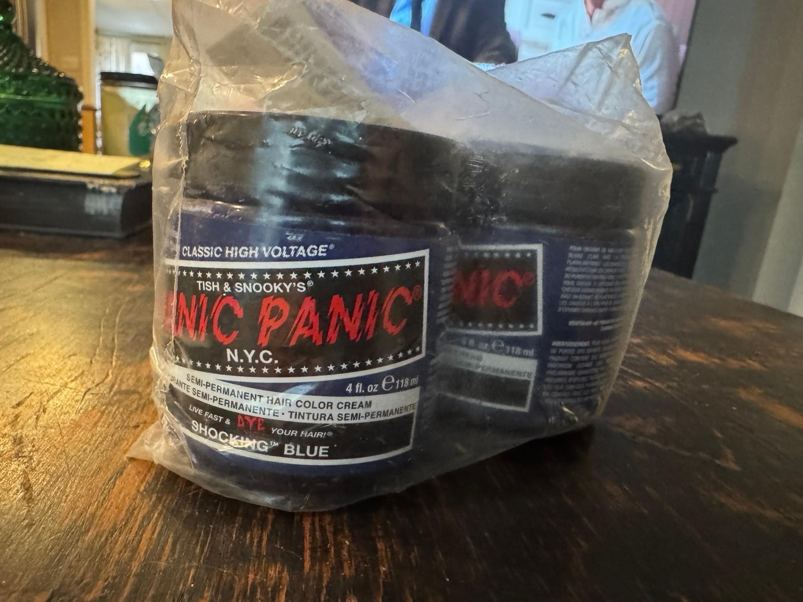 Lot of 2 new manic panic shocking blue