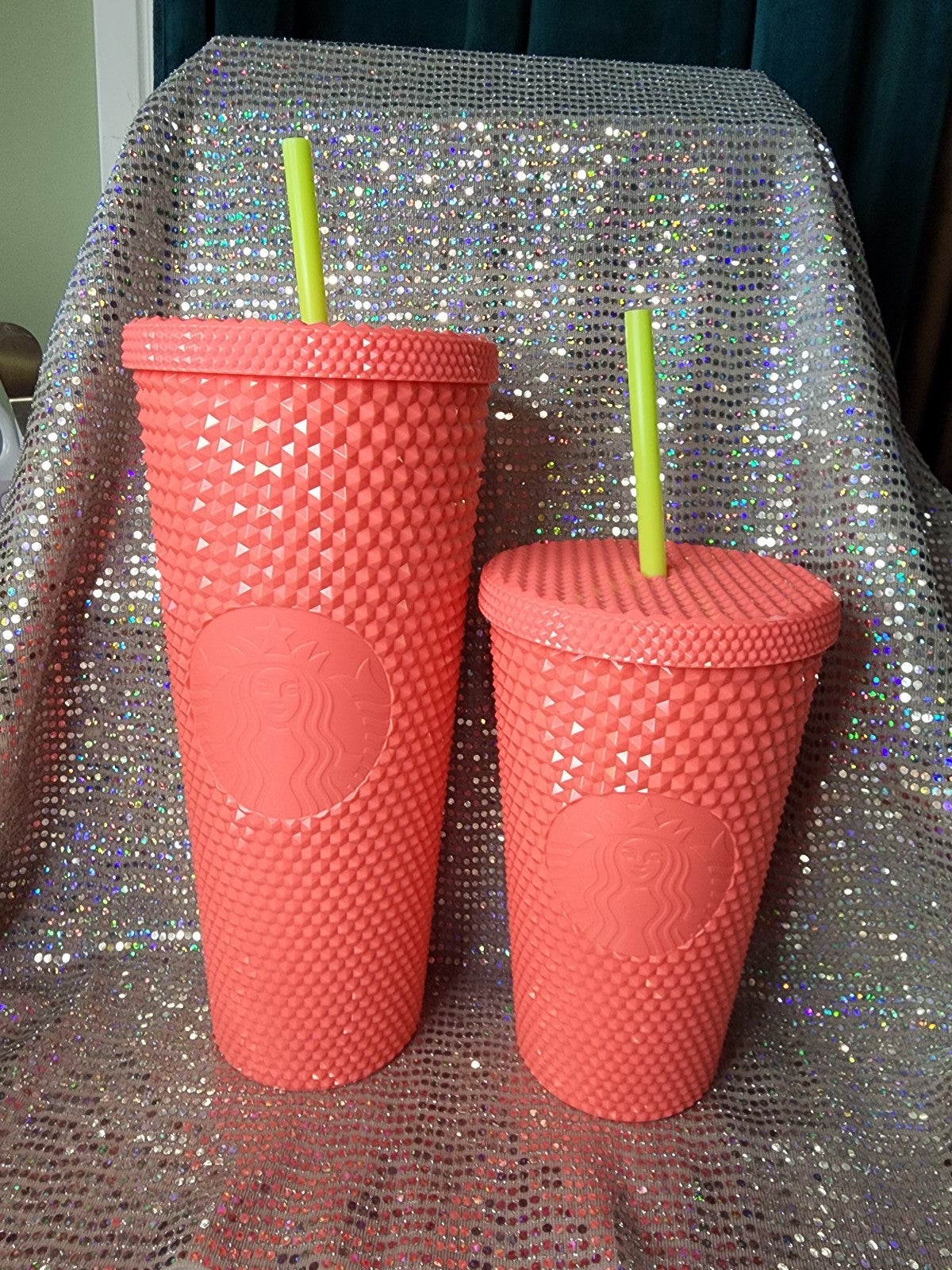 STARBUCKS DRAGON FRUIT STUDDED TUMBLER SET