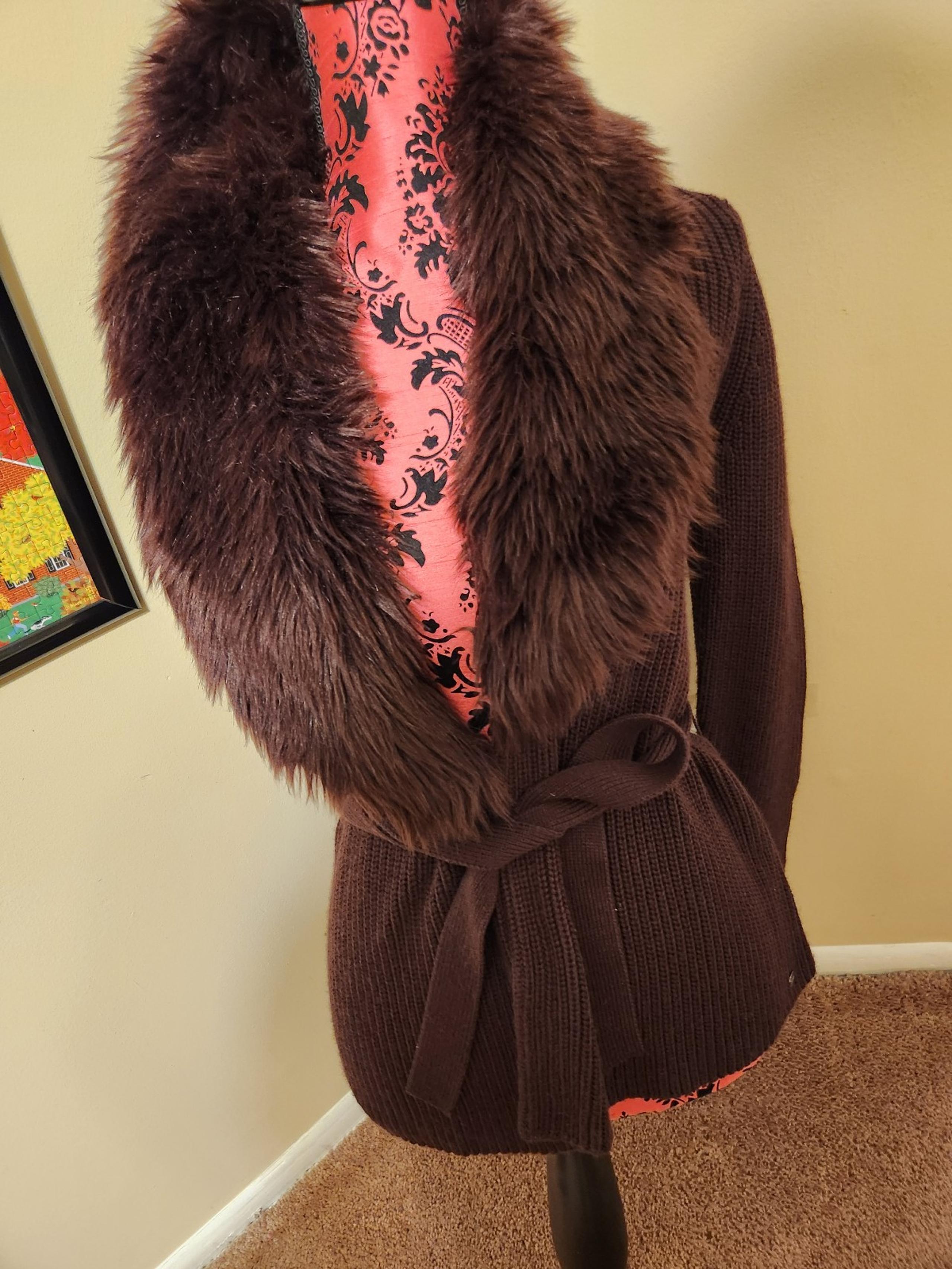 Guess Cardigan Sweater Medium Like New