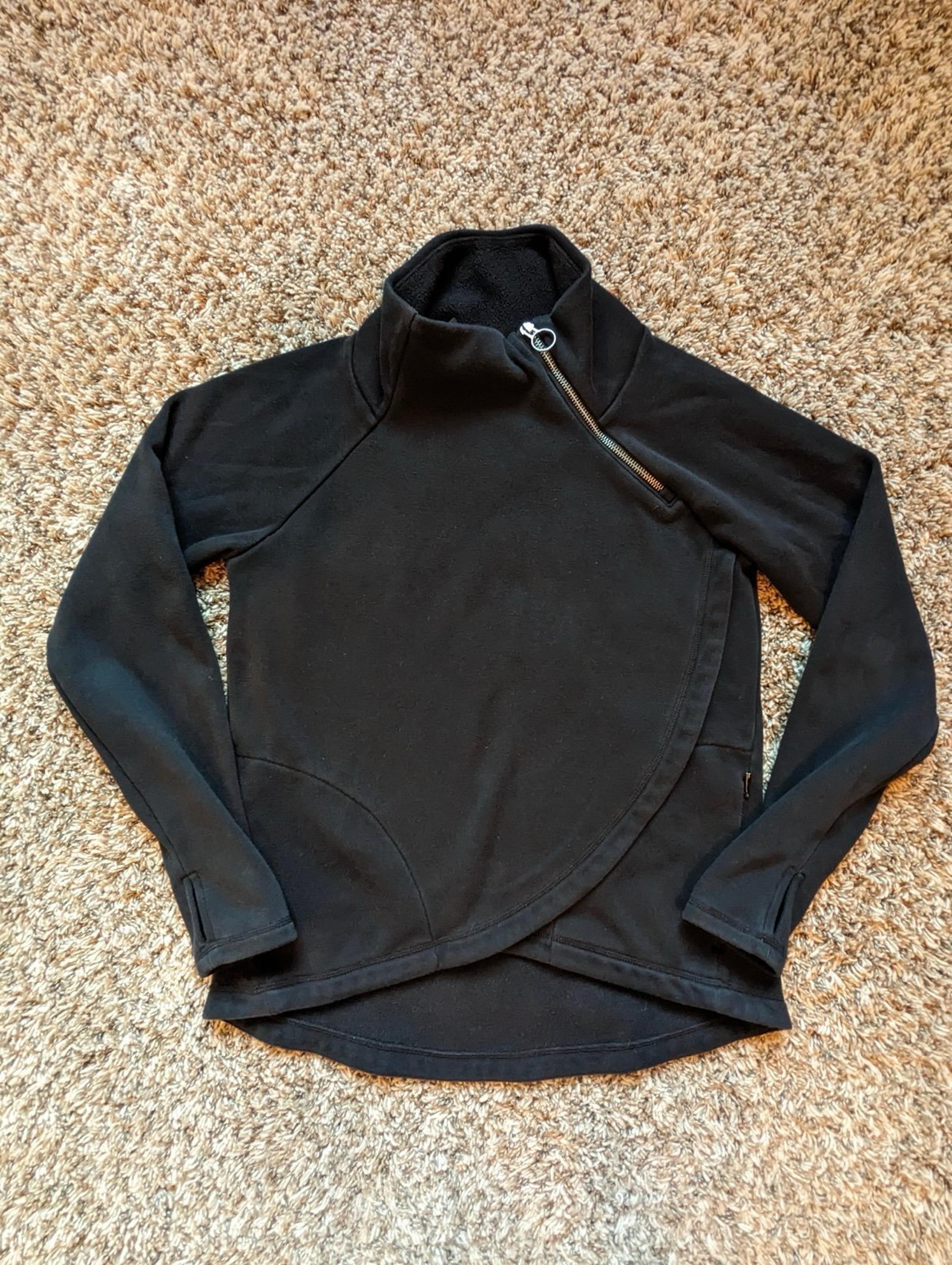 Athleta Women’s Sweater