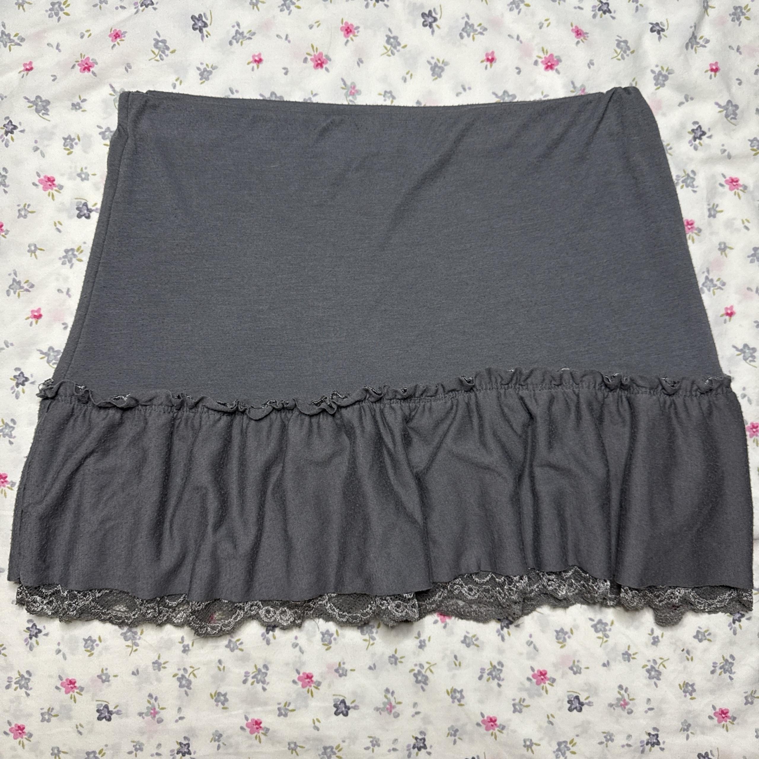 Wet Seal Y2K Coquette Shoujo Fairy Lace Trim Mini Skirt