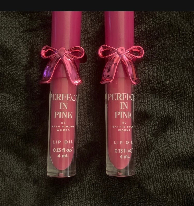 New bath & body works “perfect in pink” lip oil duo- SET OF 2