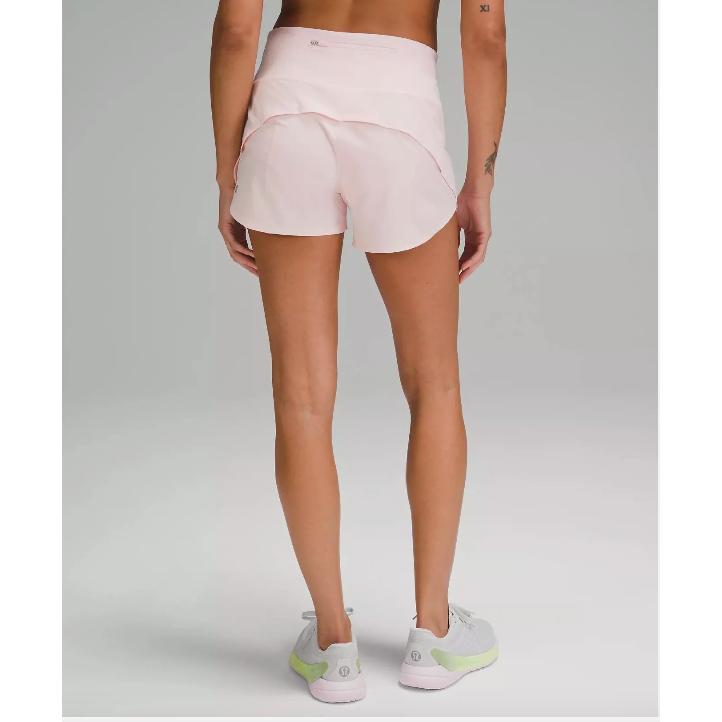 Lululemon Speed Up Short HR 4 Size 6 Strawberry Milkshake