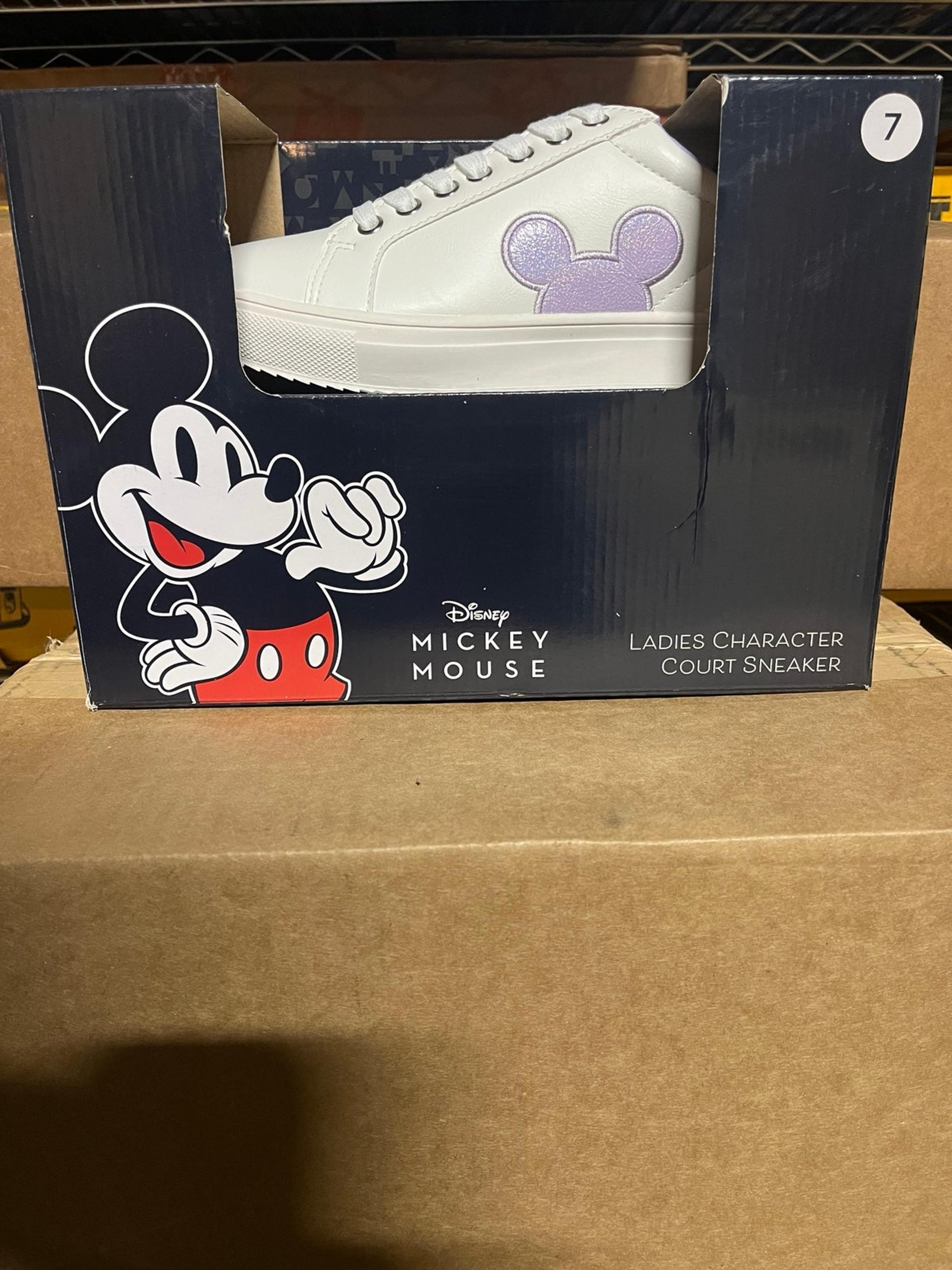 Disney  mickey mouse women’s sneakers sz7