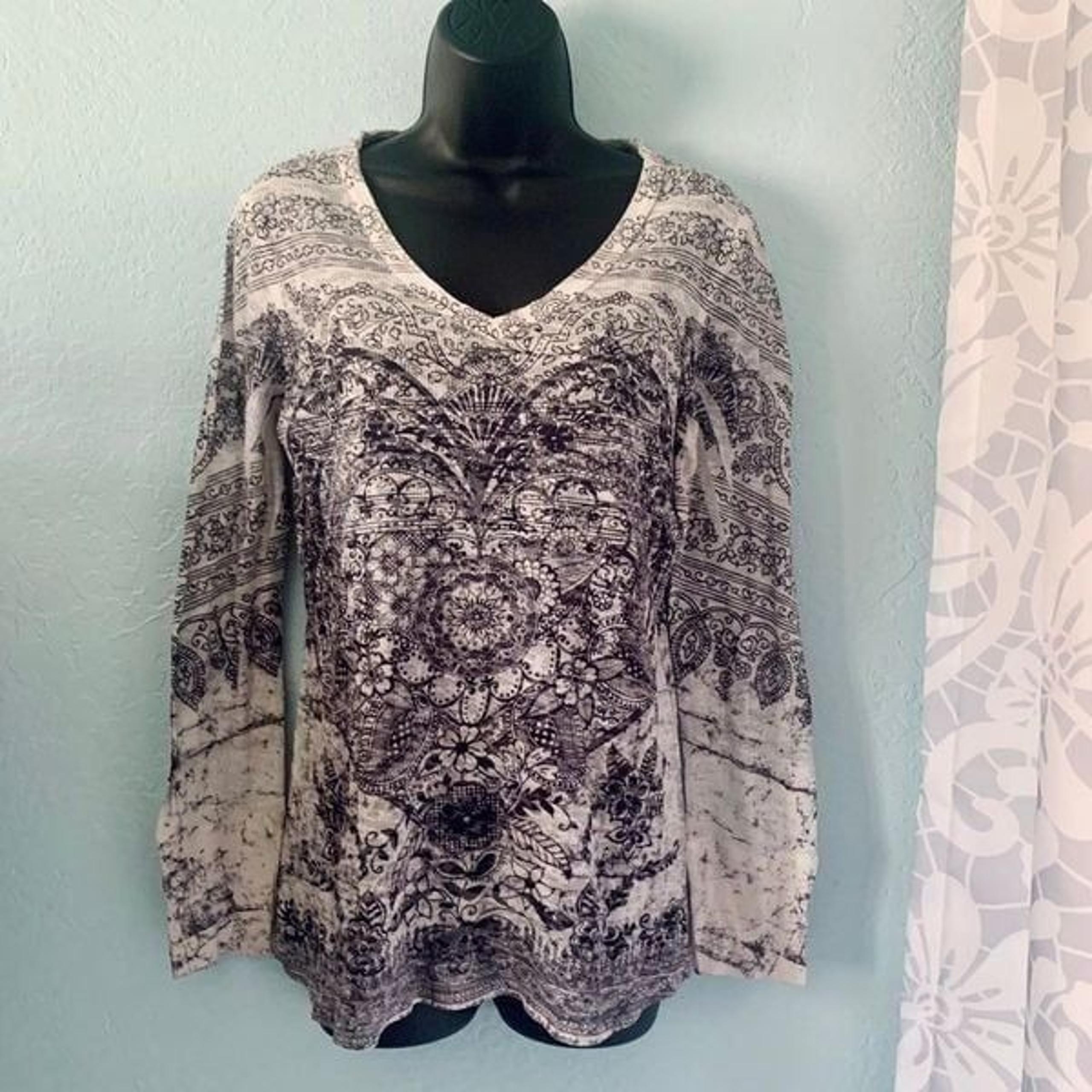 Floral V-Neck Thermal Top