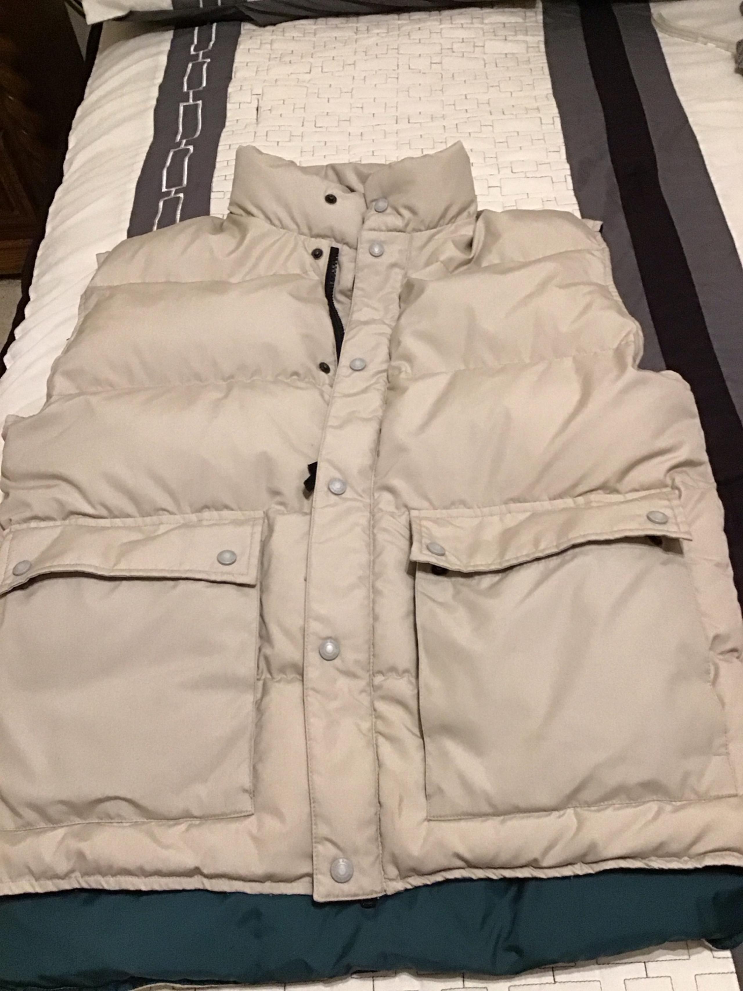 Eddie Bauer men’s winter vest