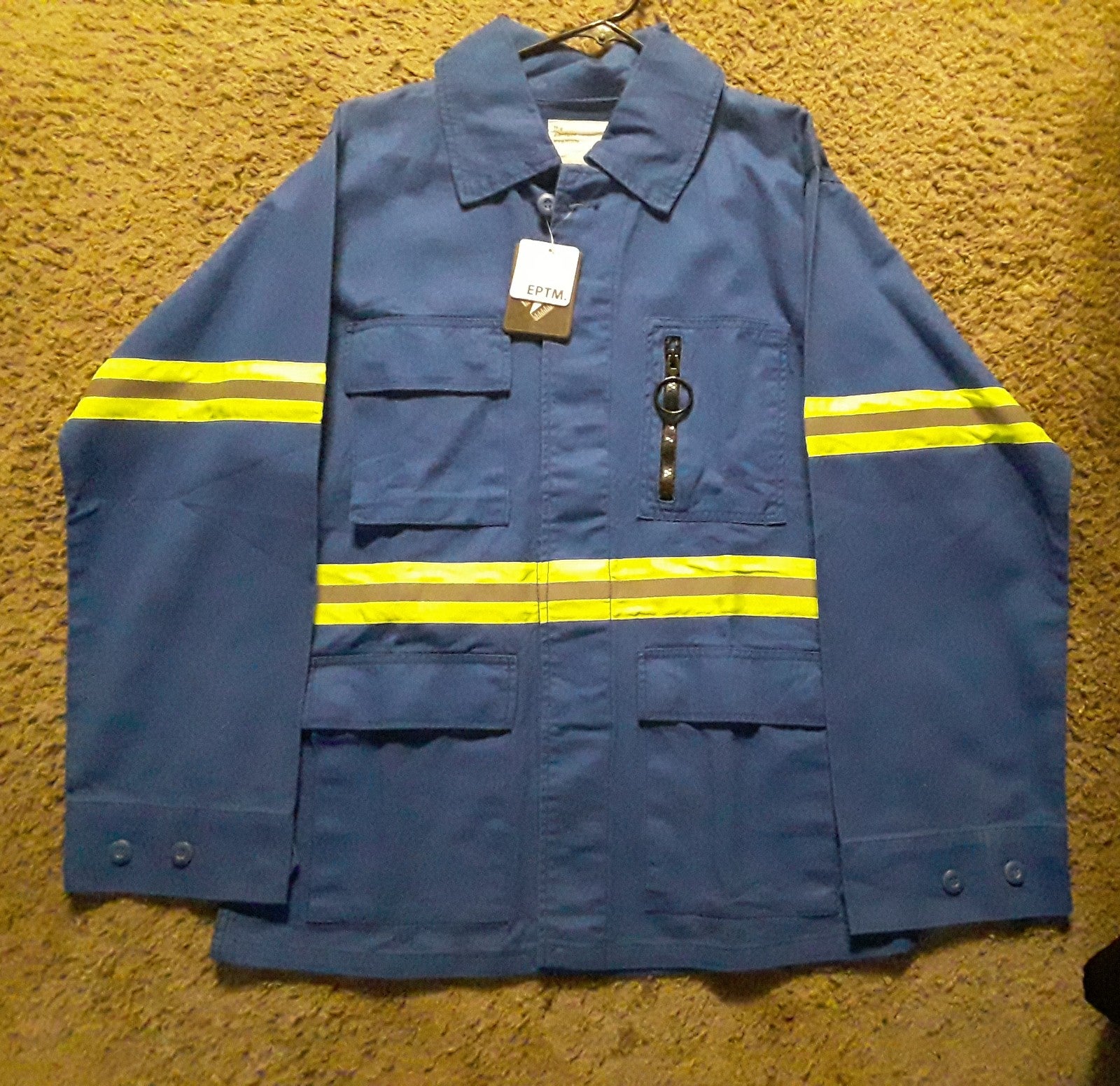 Mens coat size small