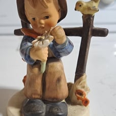 Hummel-She Loves me, She Loves Me Not - Vintage #174