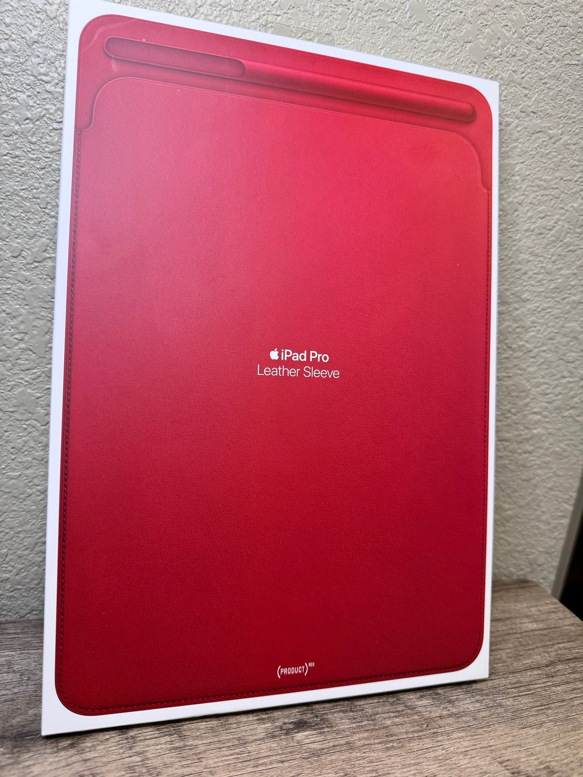 New Apple iPad Pro 10.5 Inch Red Leather Sleeve MR5L2ZM/A Rare