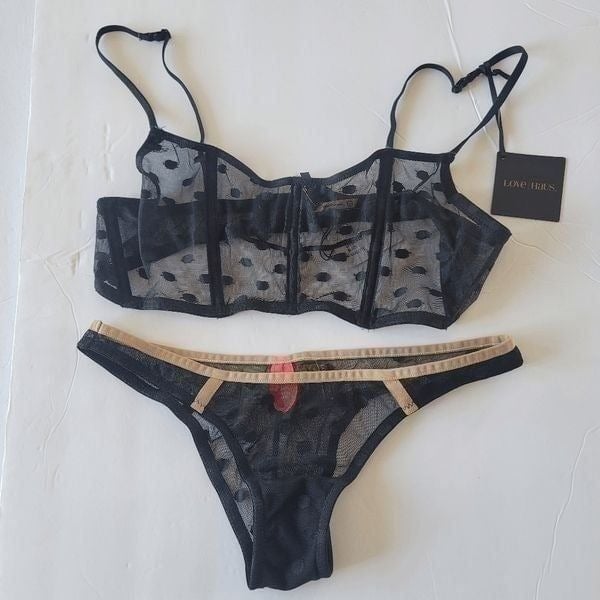 Love Haus by Beach Bunny bralette and pantie set size L/M