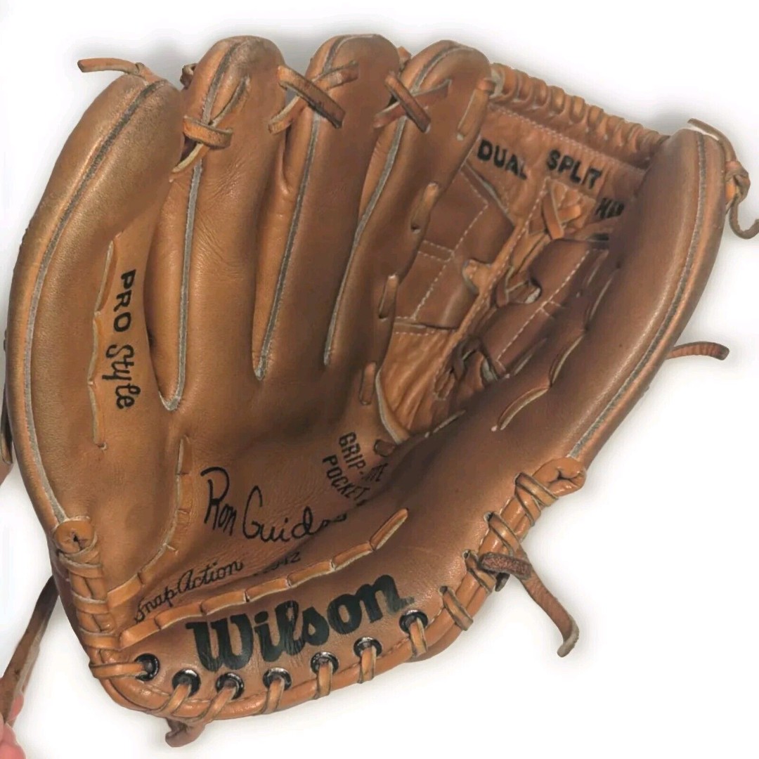 Wilson 80s Dual Hinge Ron Guidry New York Yankees LHT Glove A2942 Left Hand