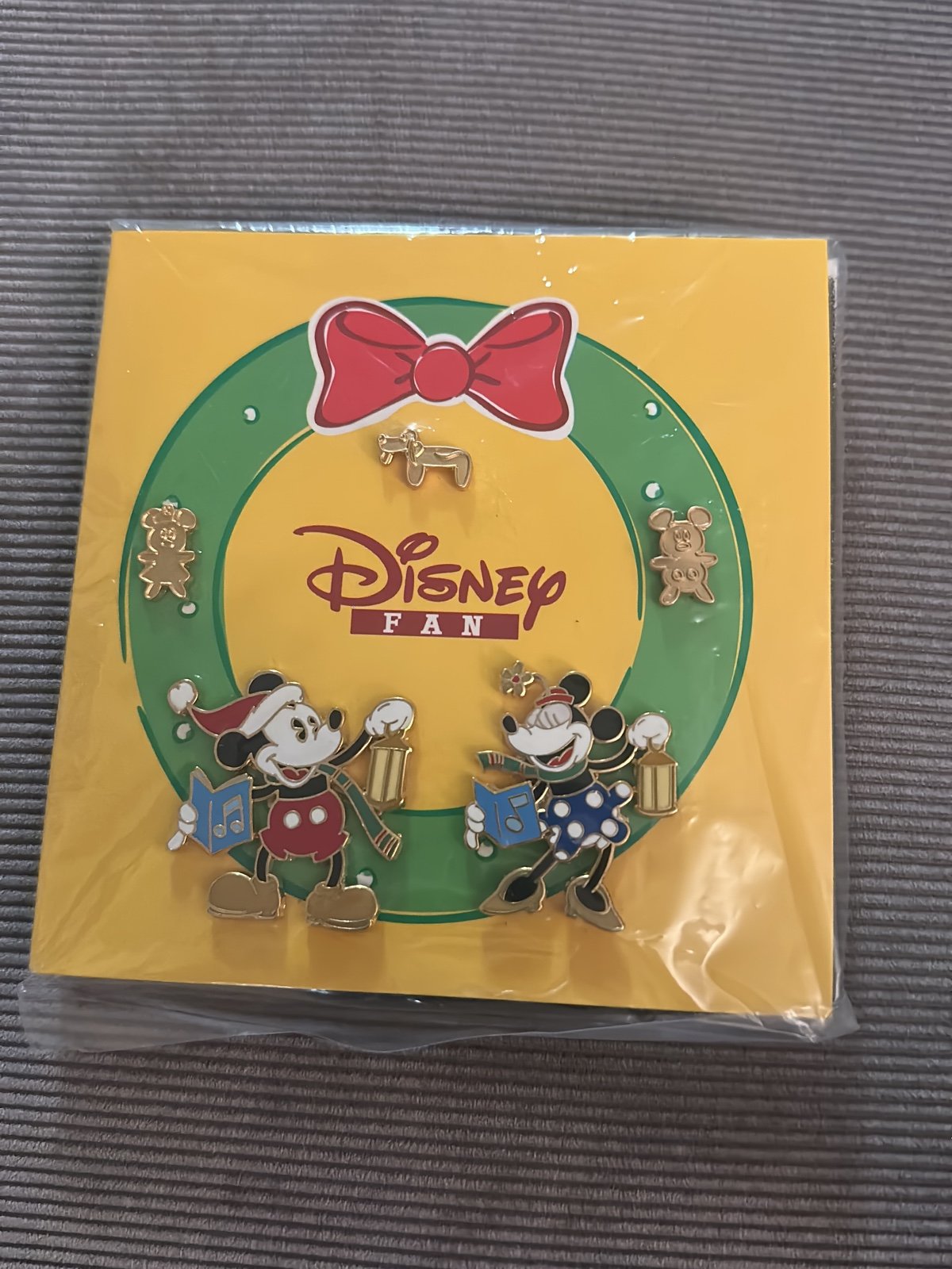 Disney Holiday Christmas Japan Pin Set