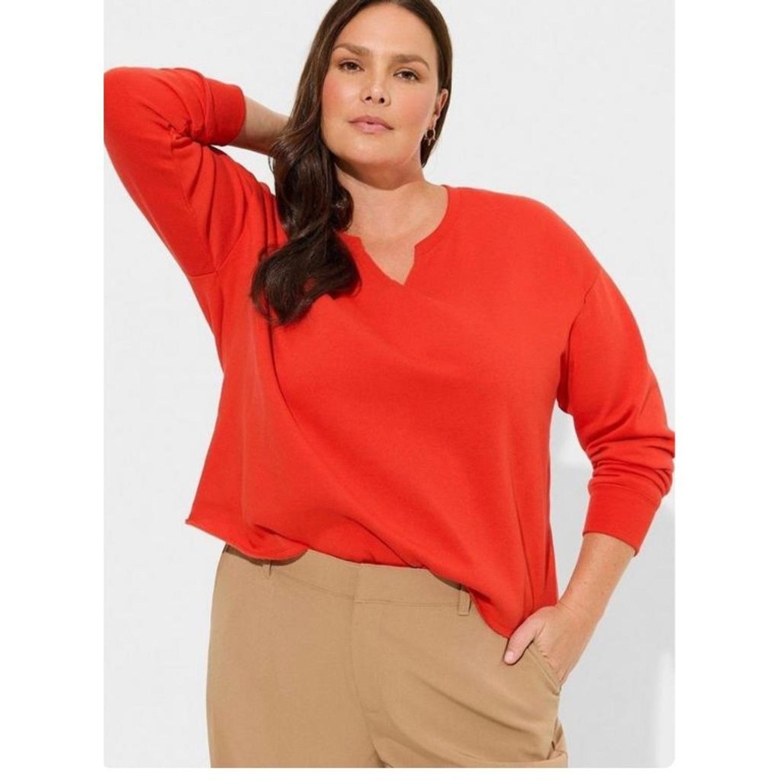 Torrid 2 Plus Size Red Cozy Fleece Notch Neck Crop Sweatshirt 2x 18 20 NWT
