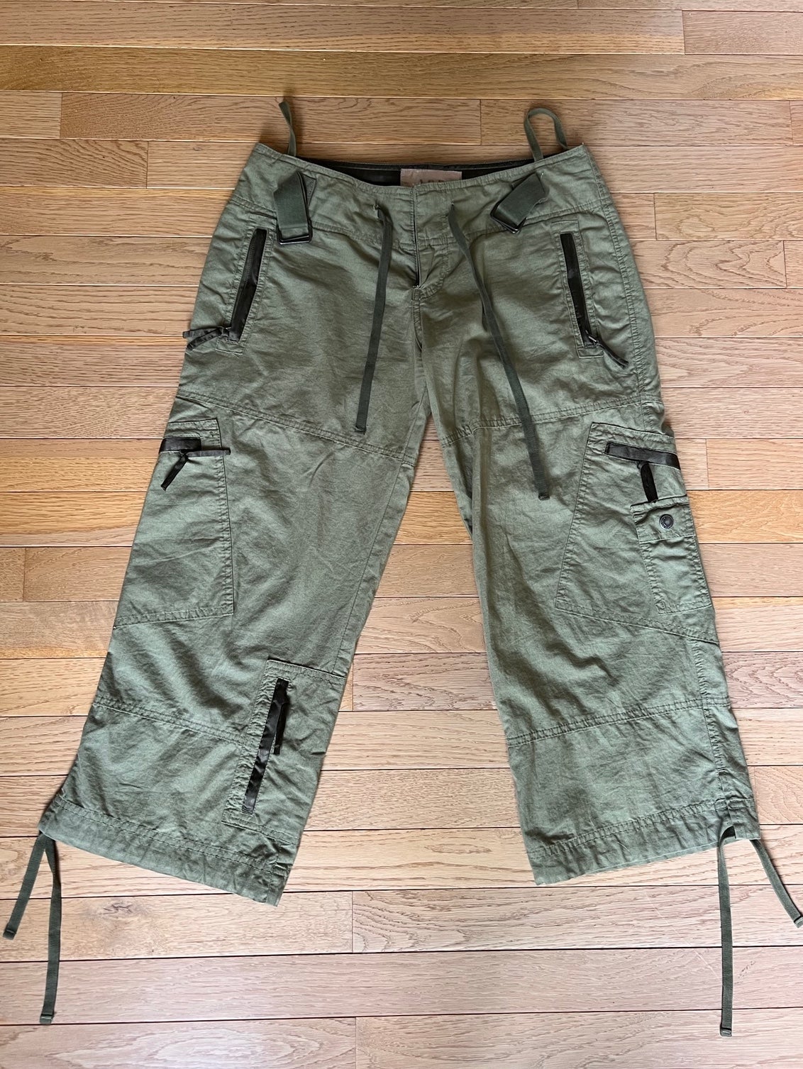 Abercrombie and fitch vintage green y2K adjustable cargo cutoff pants