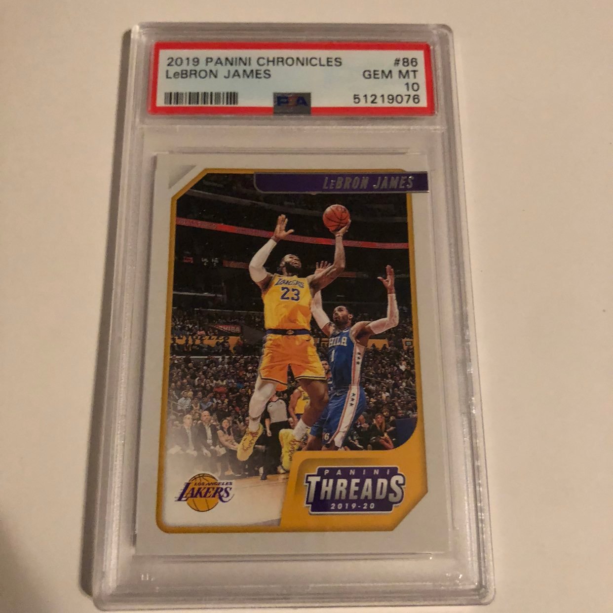 2019 Panini Chronicles Lebron James