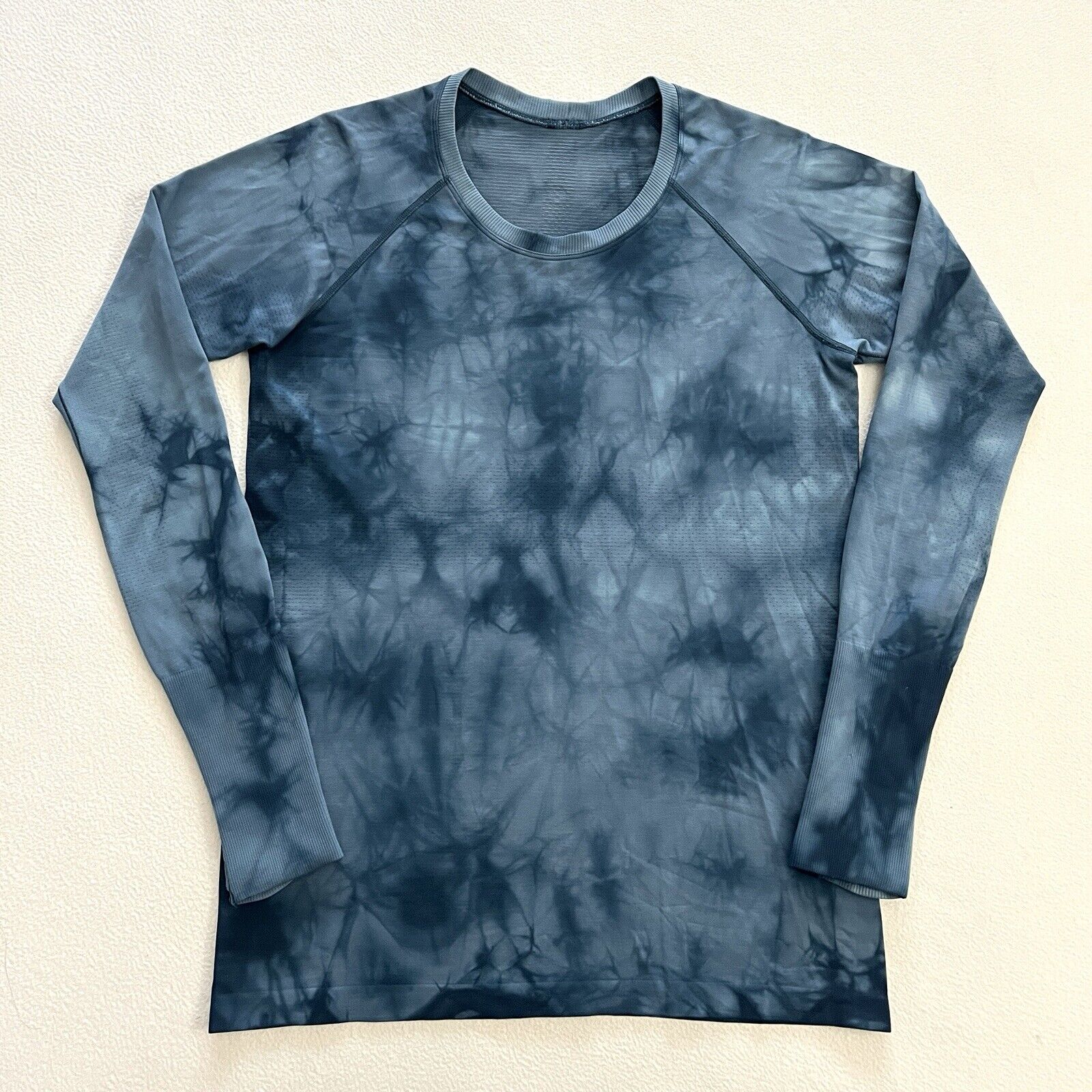 Lululemon Swiftly Speed Long Sleeve Marble Dye Night Diver Blue Print Shirt 10