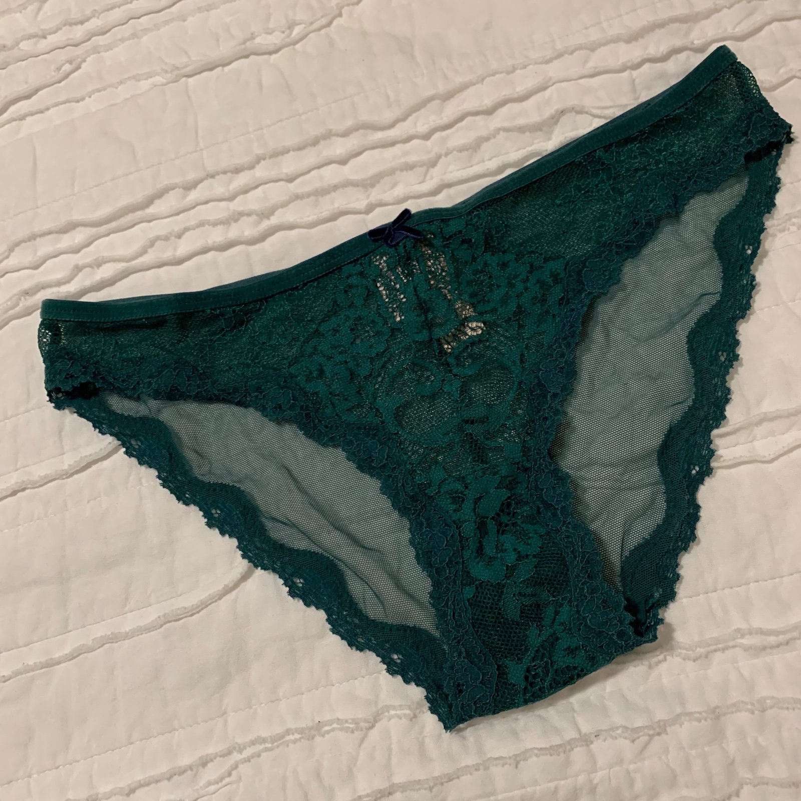 VS Dream angels lace cheekini panty