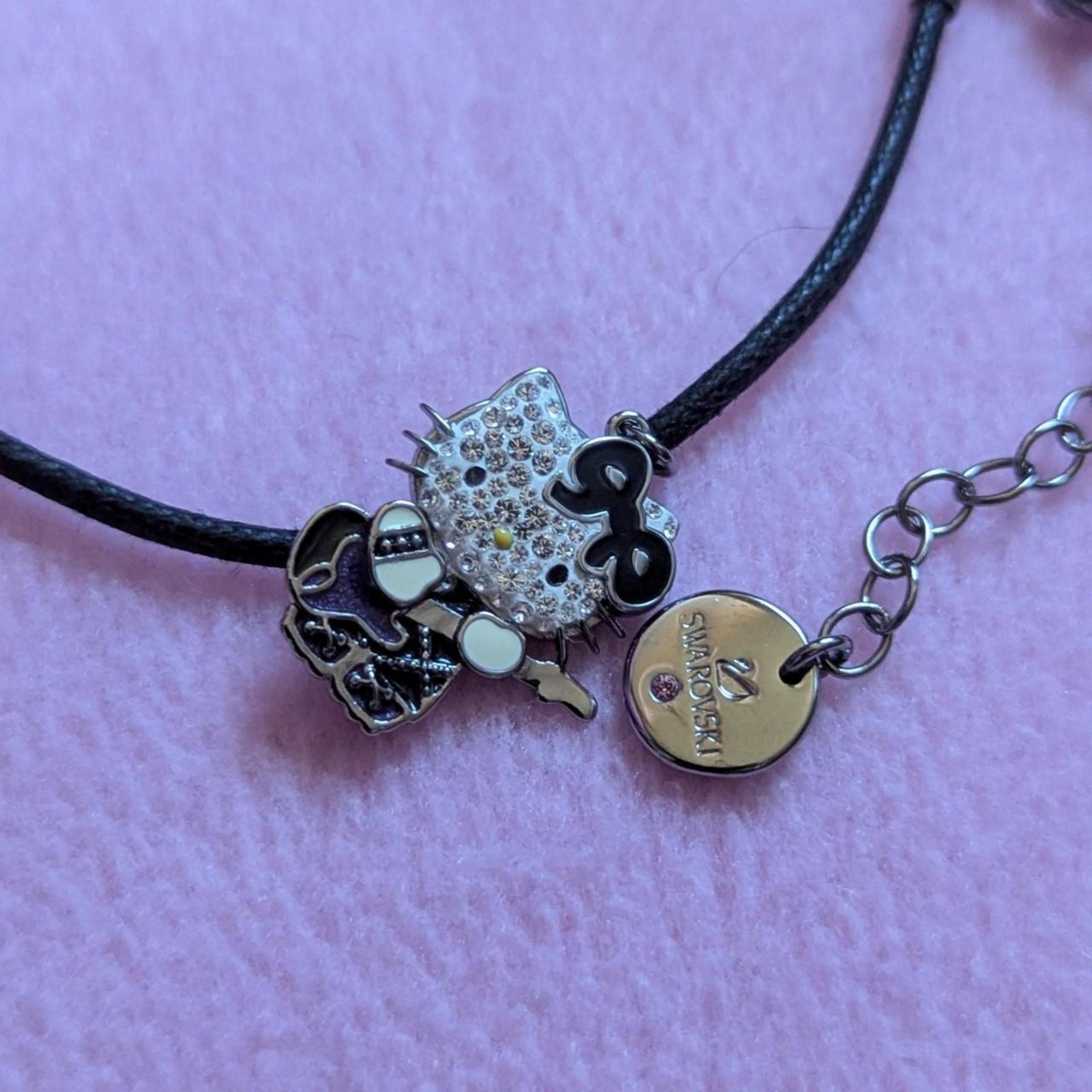hello kitty x swarovski necklace Guitar