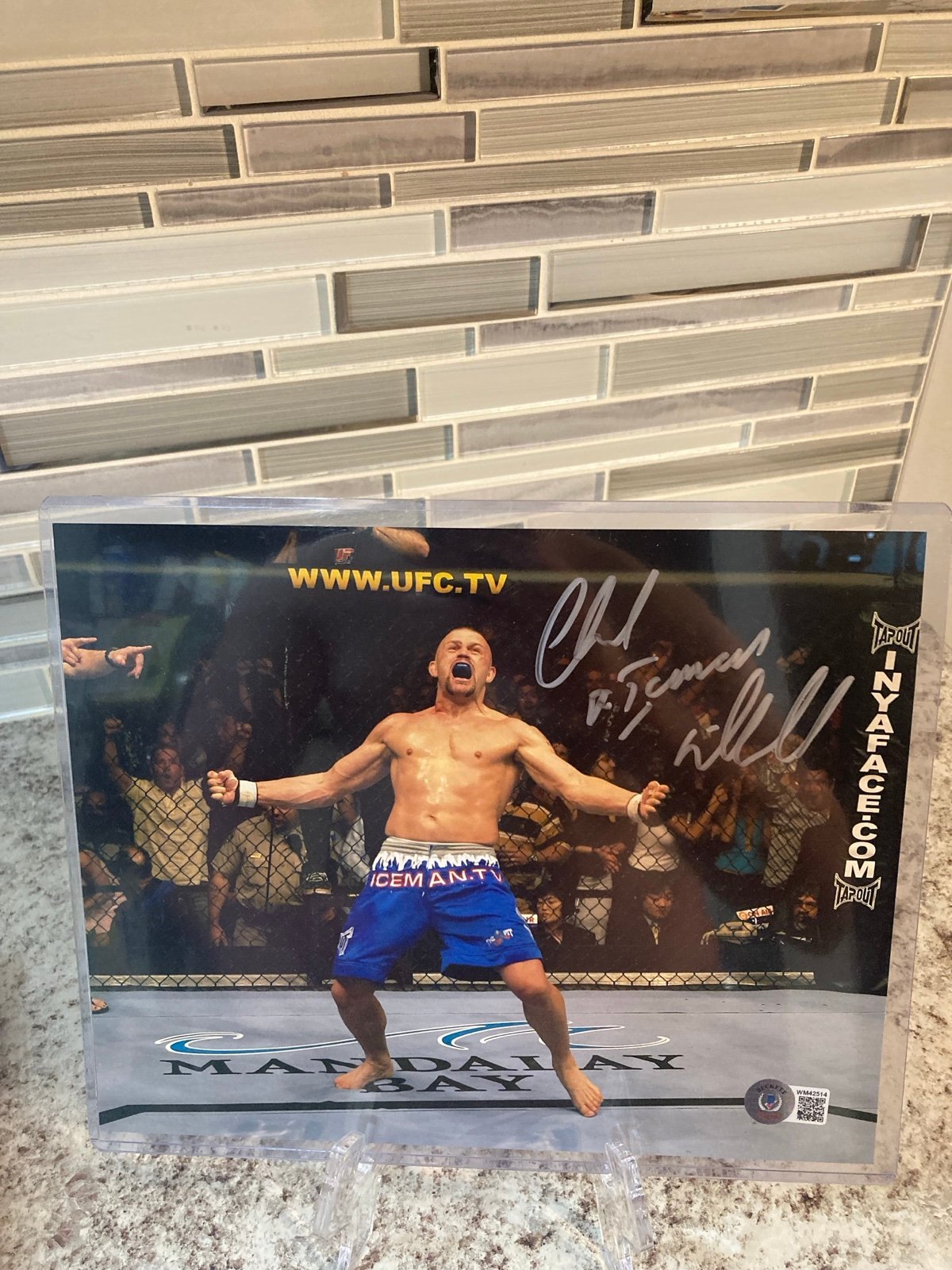 UFC Autograph
