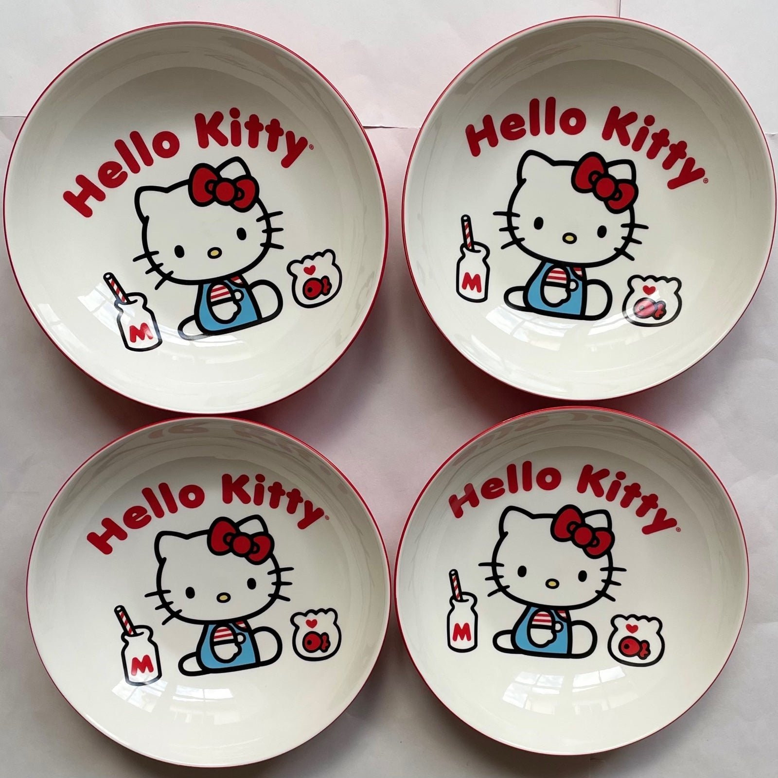 NWT Hello Kitty Large Bowls 9” Kawaii Y2K Sanriocore Set of 4 Table Set Pasta