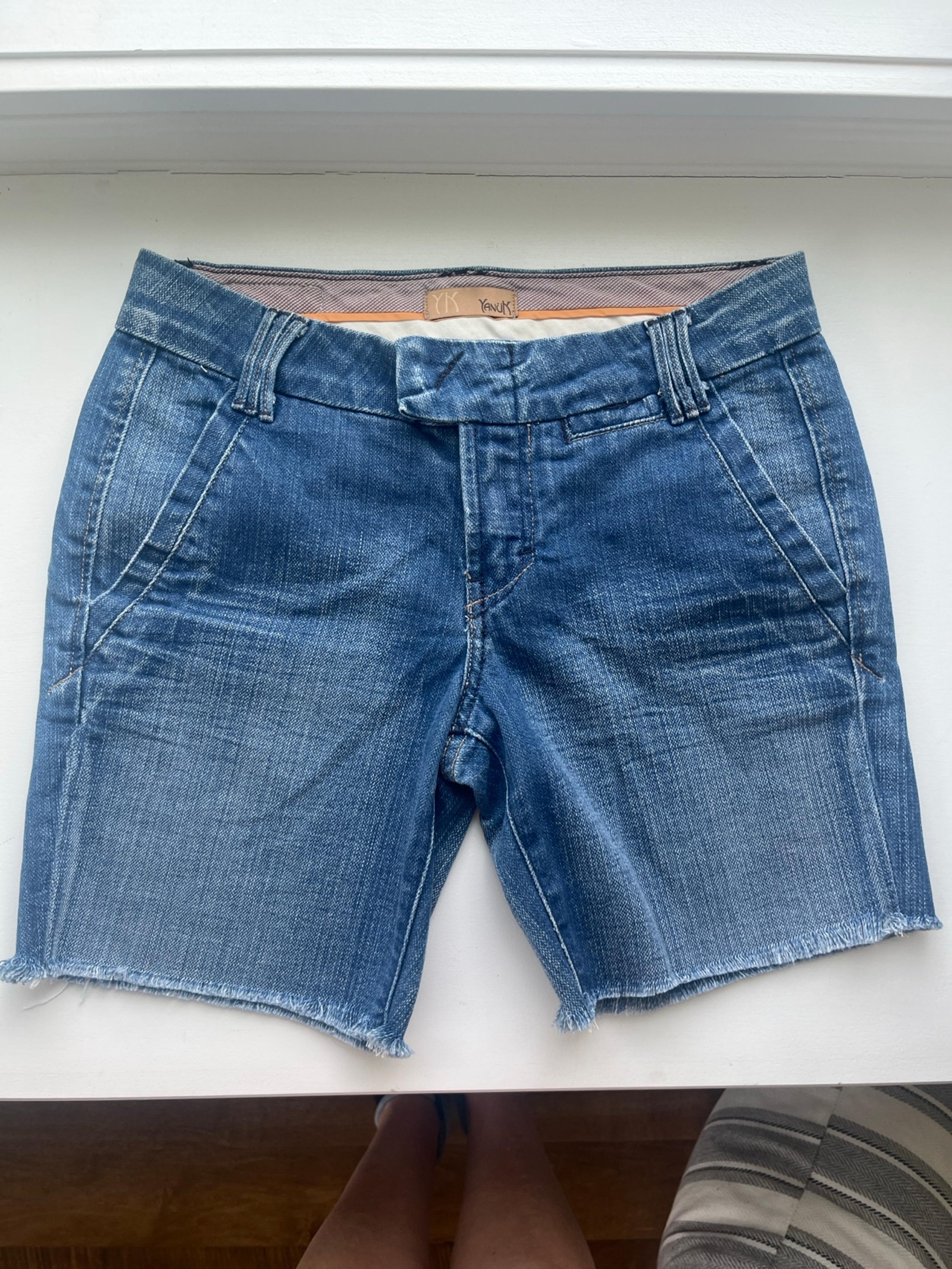 Yanuk Jean short size 4 /27 in waist