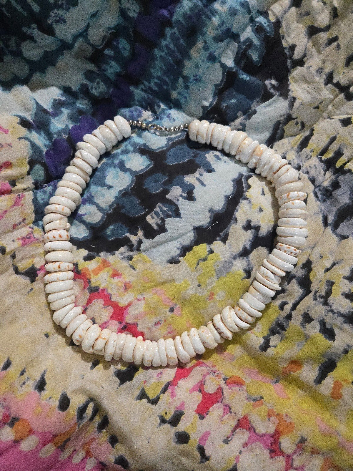 THE VINTAGE PUKA NECKLACE YOU NEED TO OWN