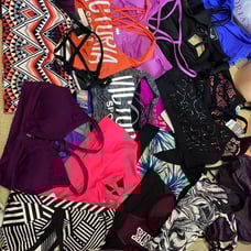 VS Pink Lot 20 sport bra M/S Limited New