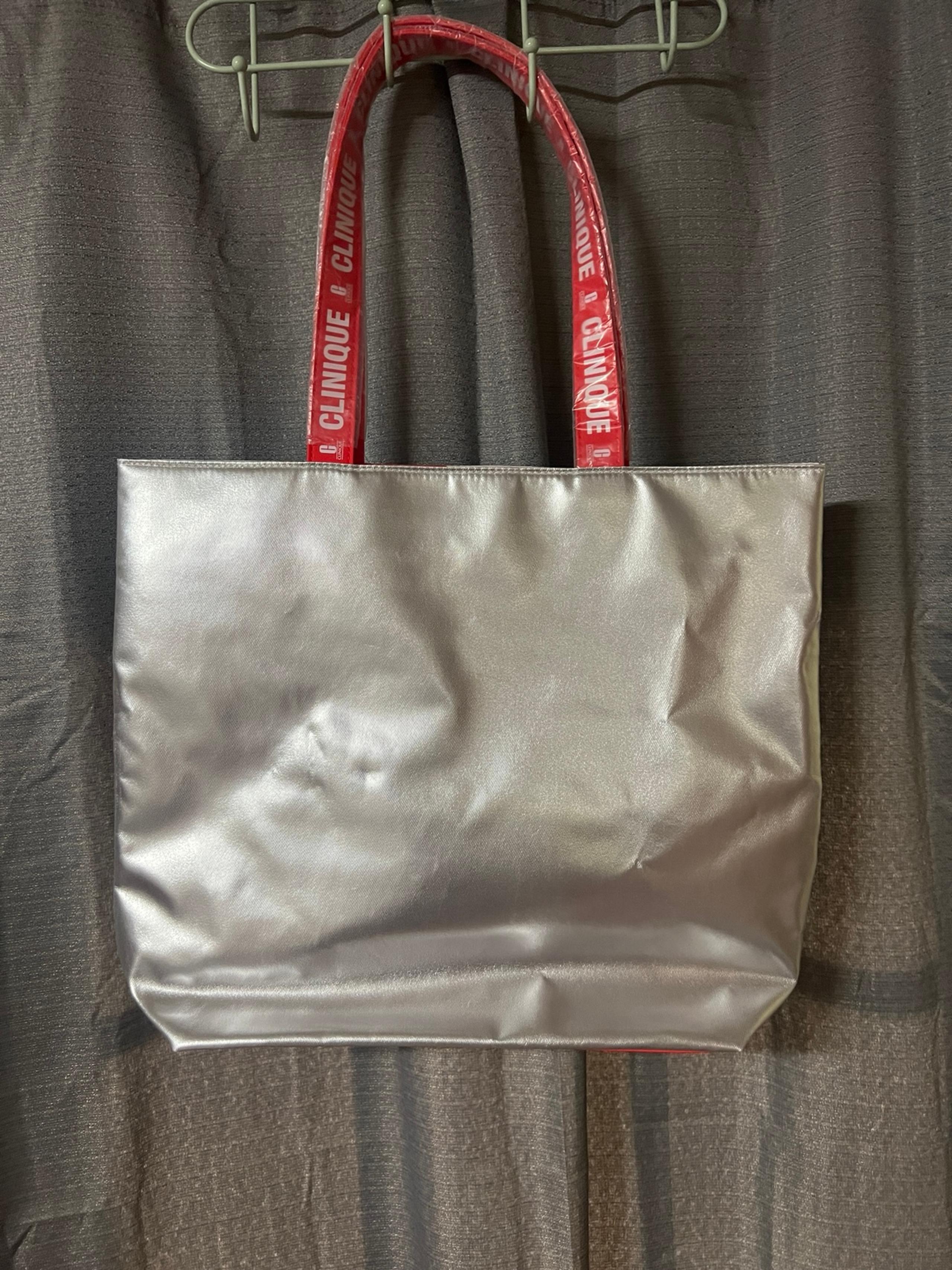 NWT Clinique Large Shopping Tote Shoulder Bag Silver Red White Candy Cane