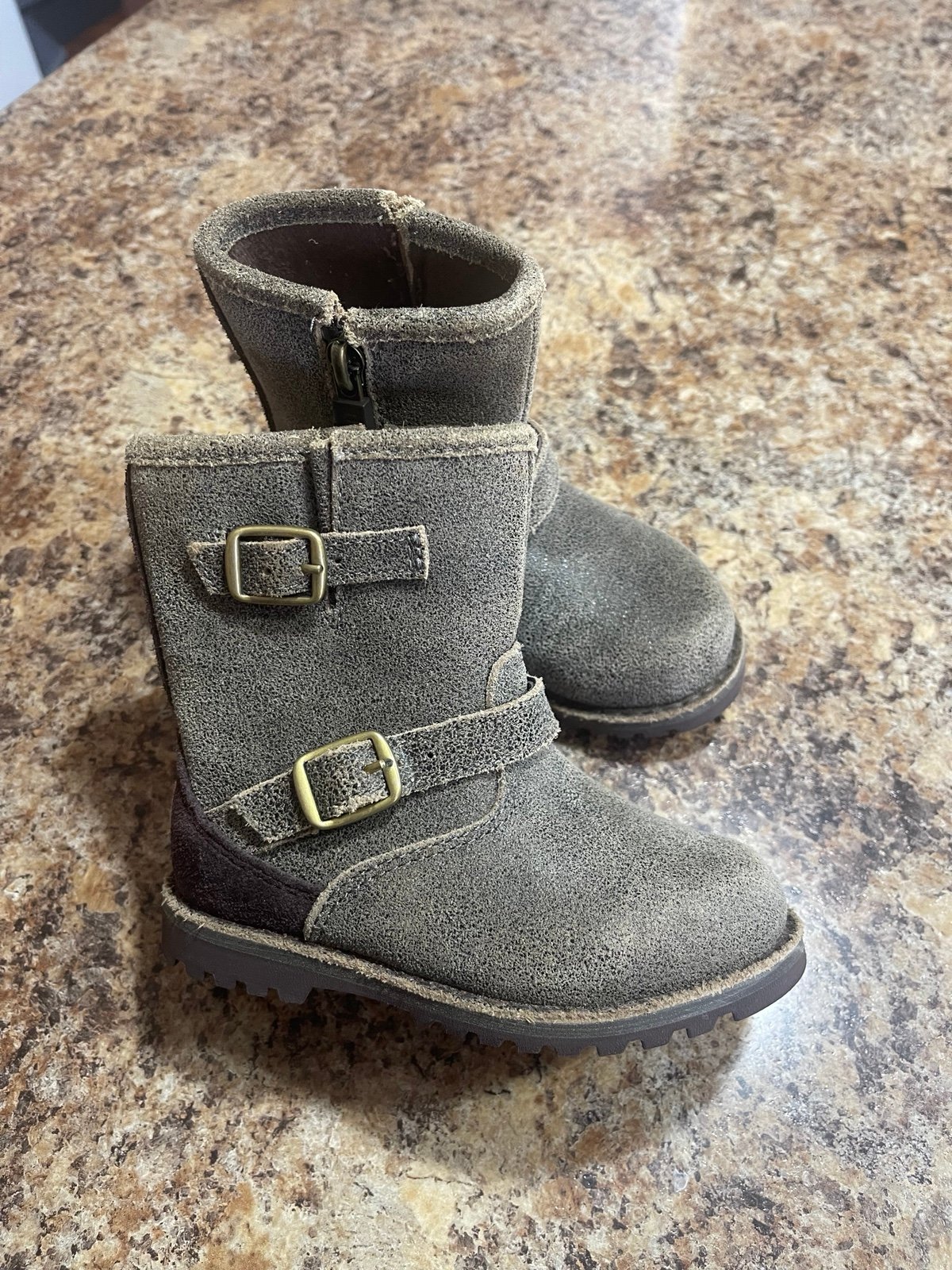 Toddler girl Ugg boots 6c