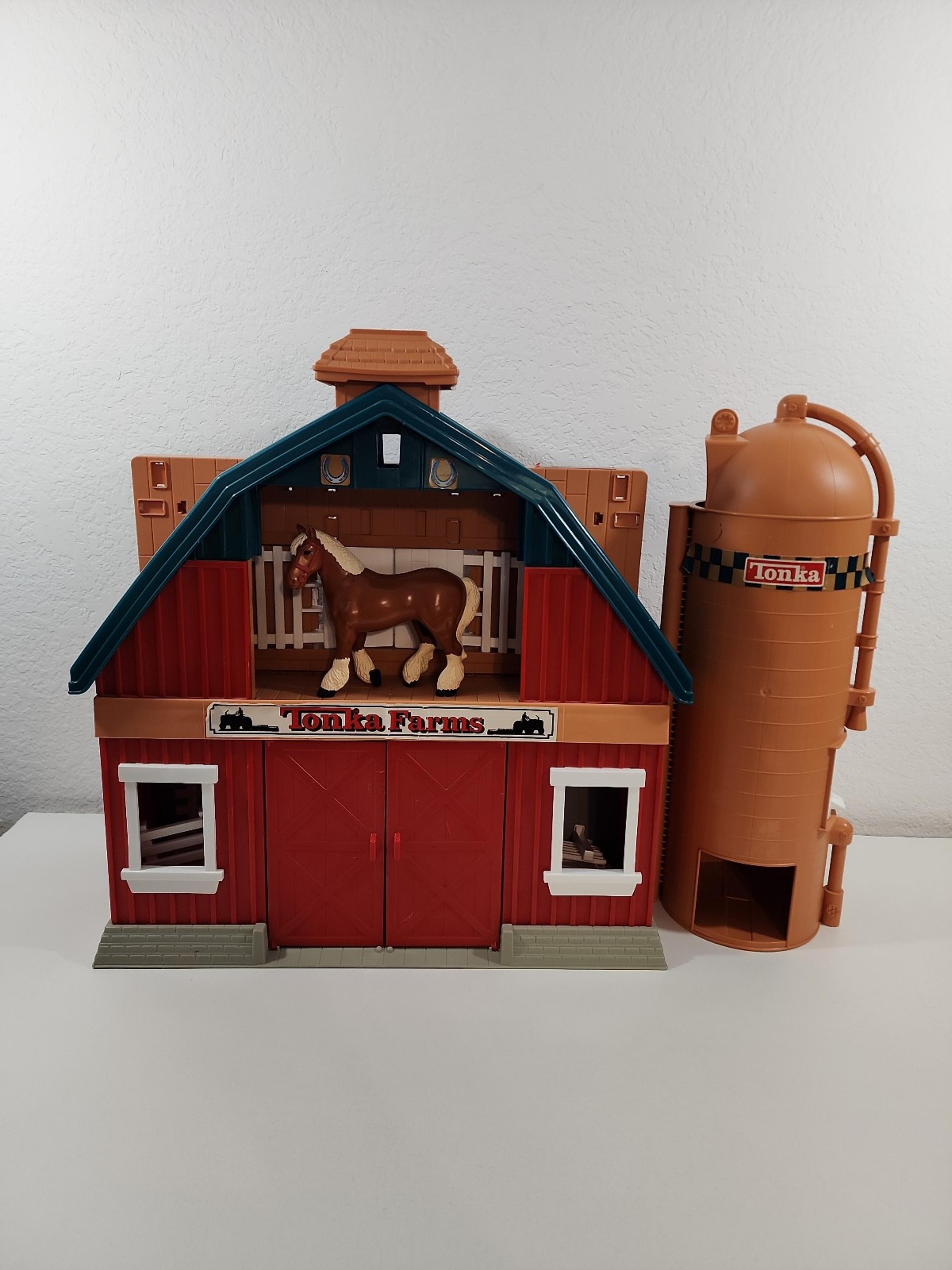 Vintage Tonka Farm playset