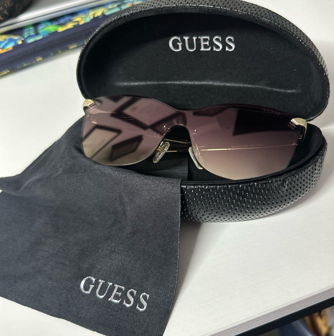 GUESS designer sunglasses for women