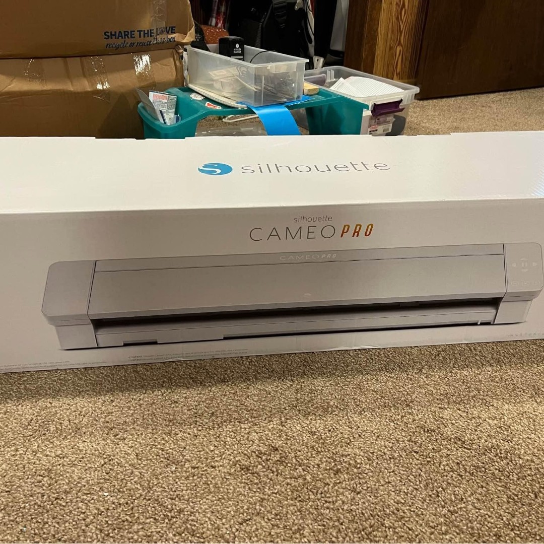 Silhouette Cameo 4 Pro 24”