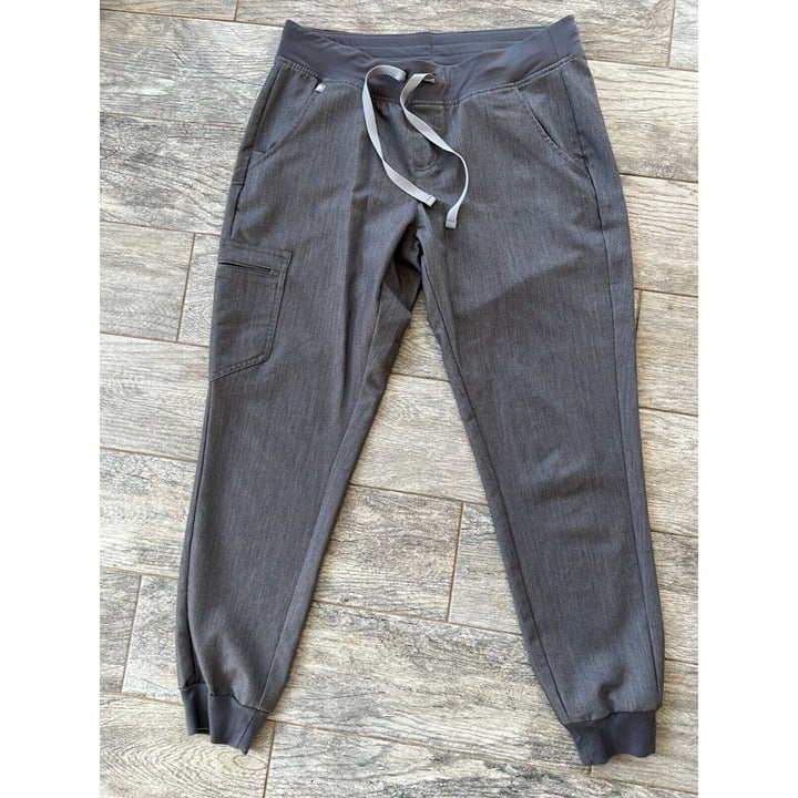 FIGS Technical Collection Medium Scrub Pants Zamora Jogger 1616 Gray Bottoms