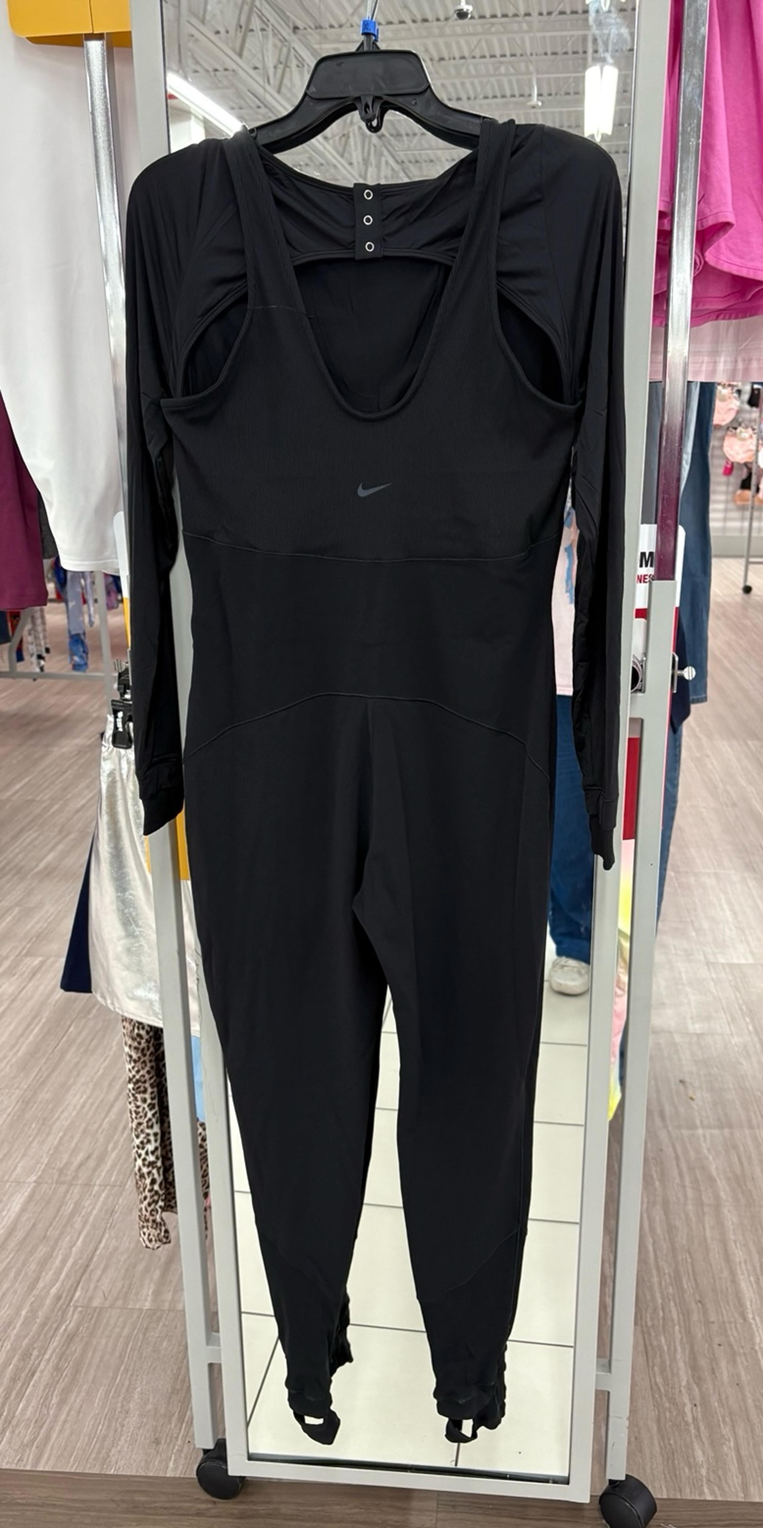 Nike Yoga 2-pc Bodysuit Women’s Size XL NWOT FB5004-010