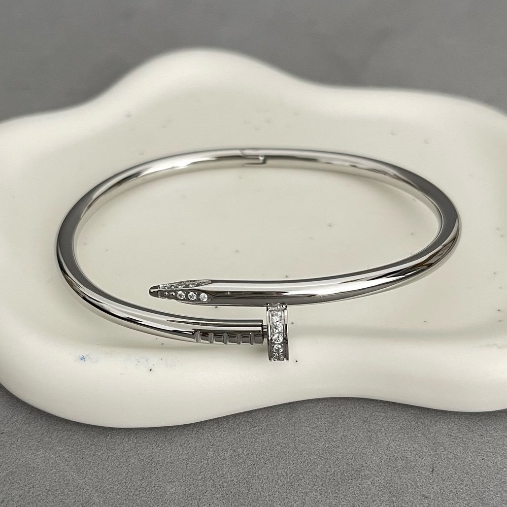 Size 17 Gold plated nail bracelet CZ non-tarnish​ unisex white gold