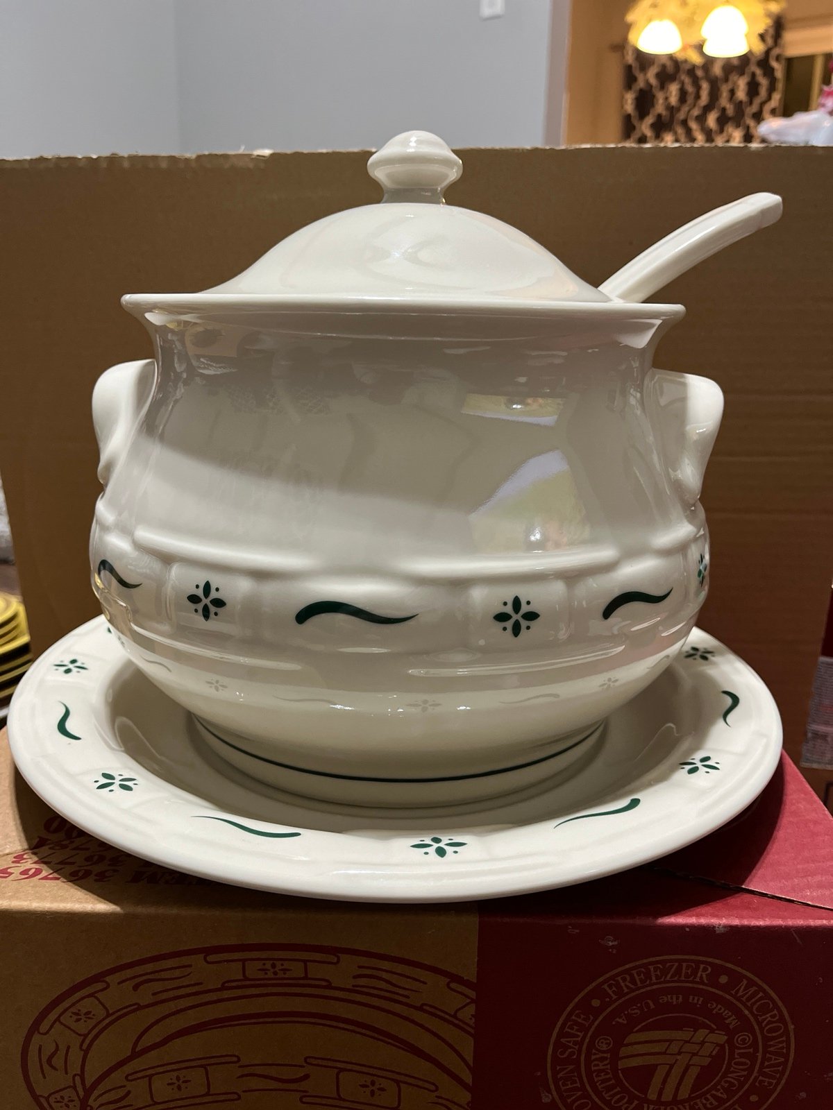 Longaberger Heritage Green Soup Turren