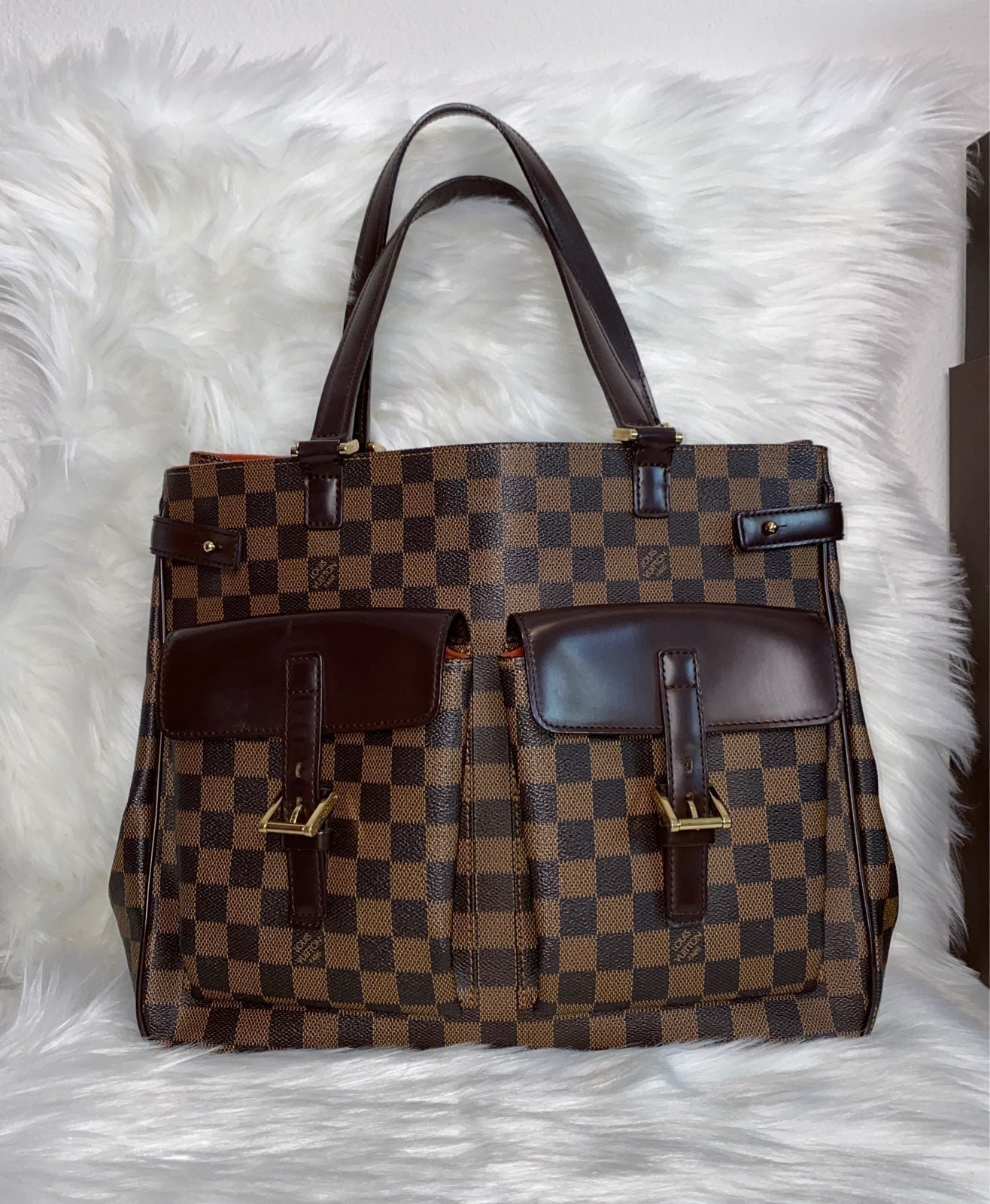 Louis Vuitton Uze Damier Ebene GM size