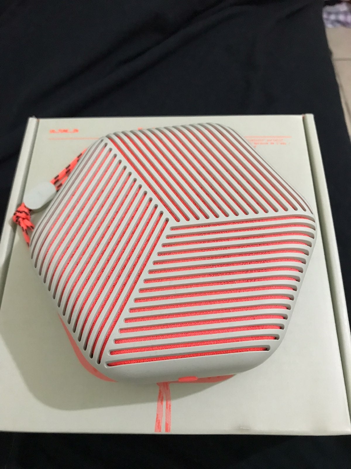 Hex Speaker Bluetooth New In Box 69-Ret