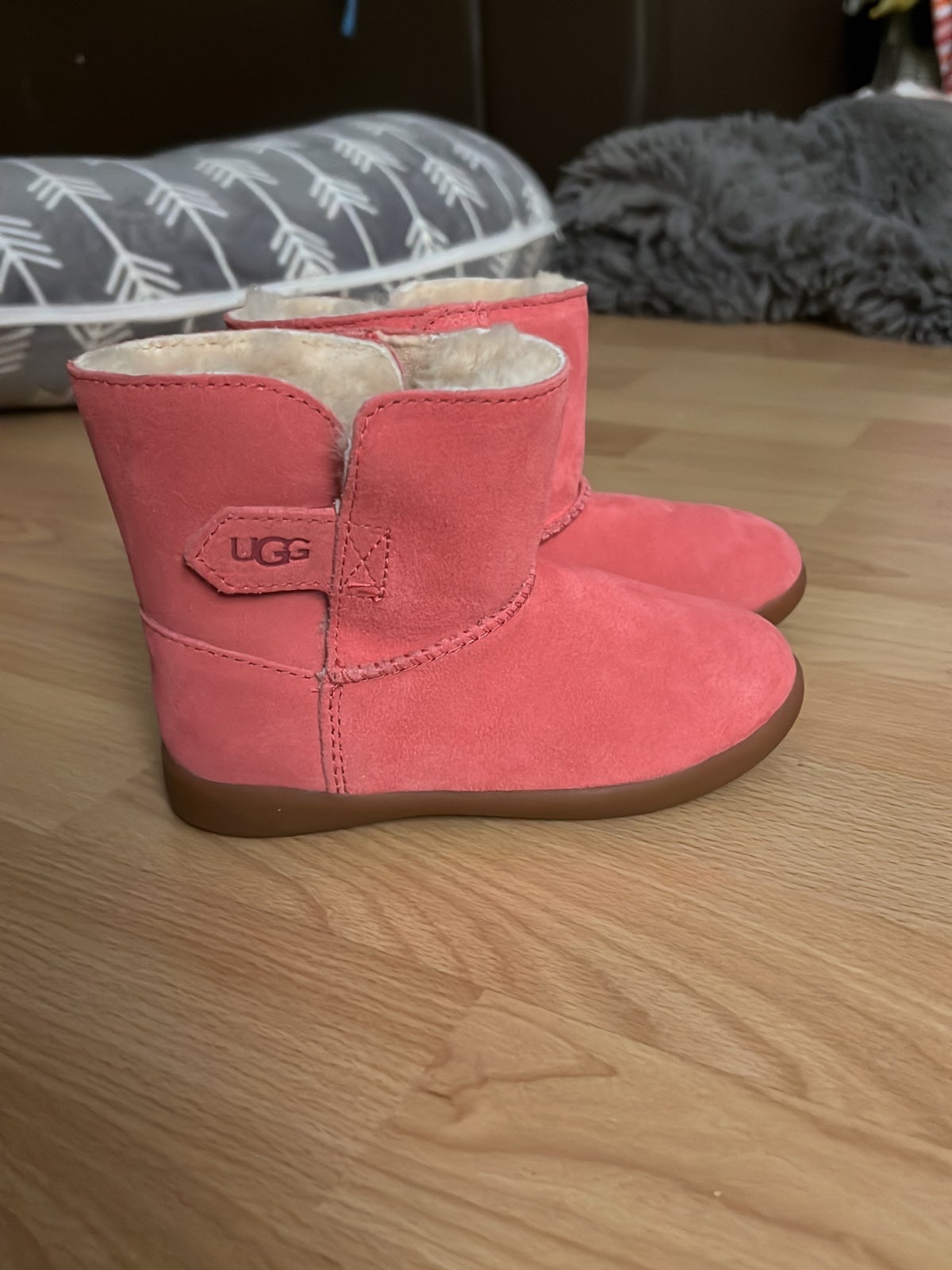 Toddler Uggs