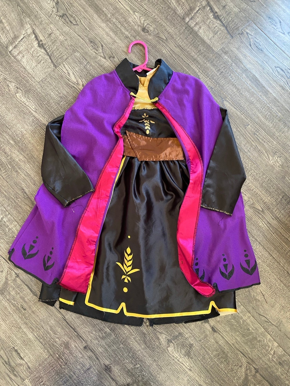 Costume