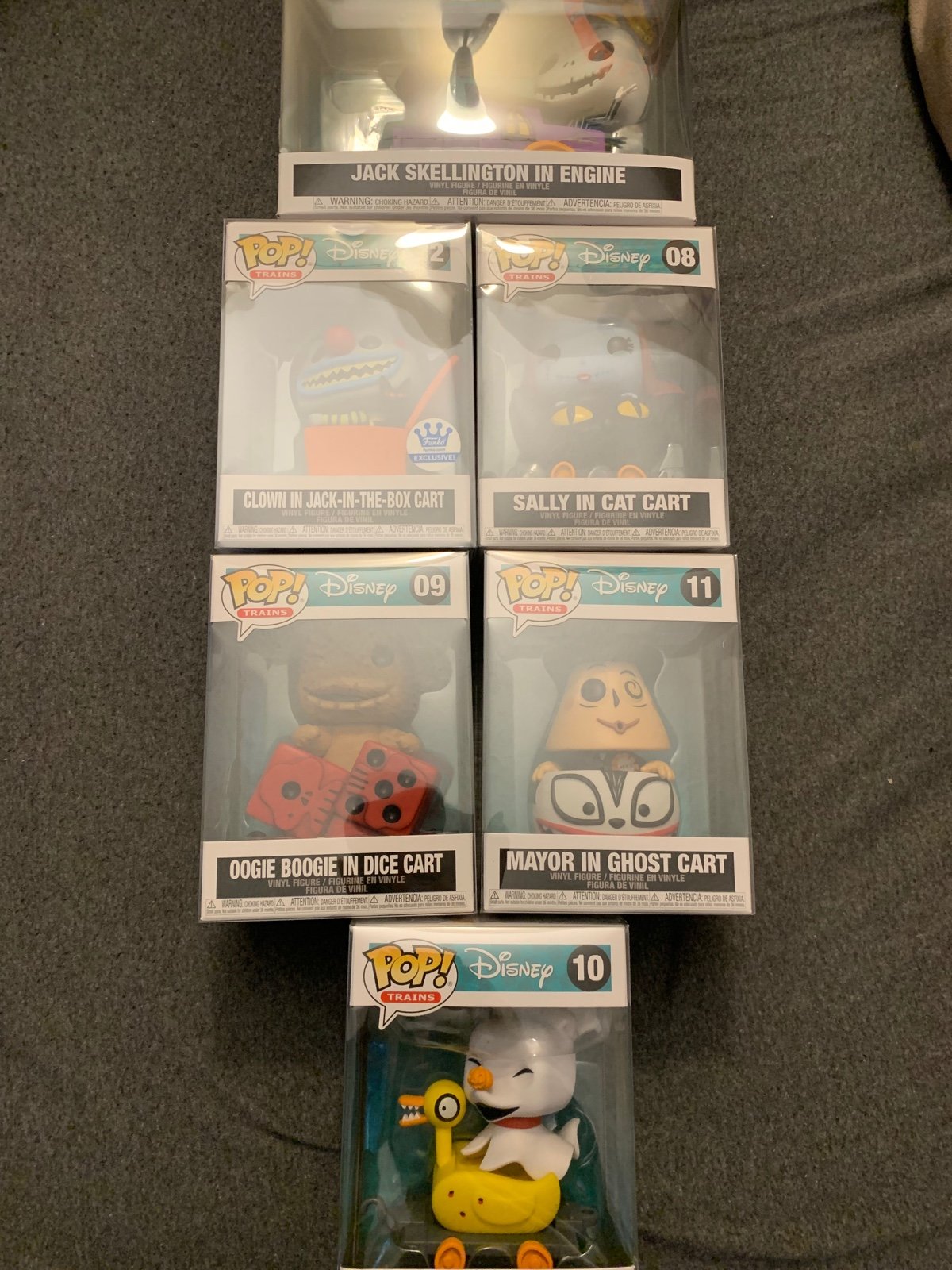 NEW MINT nightmare before Christmas train set