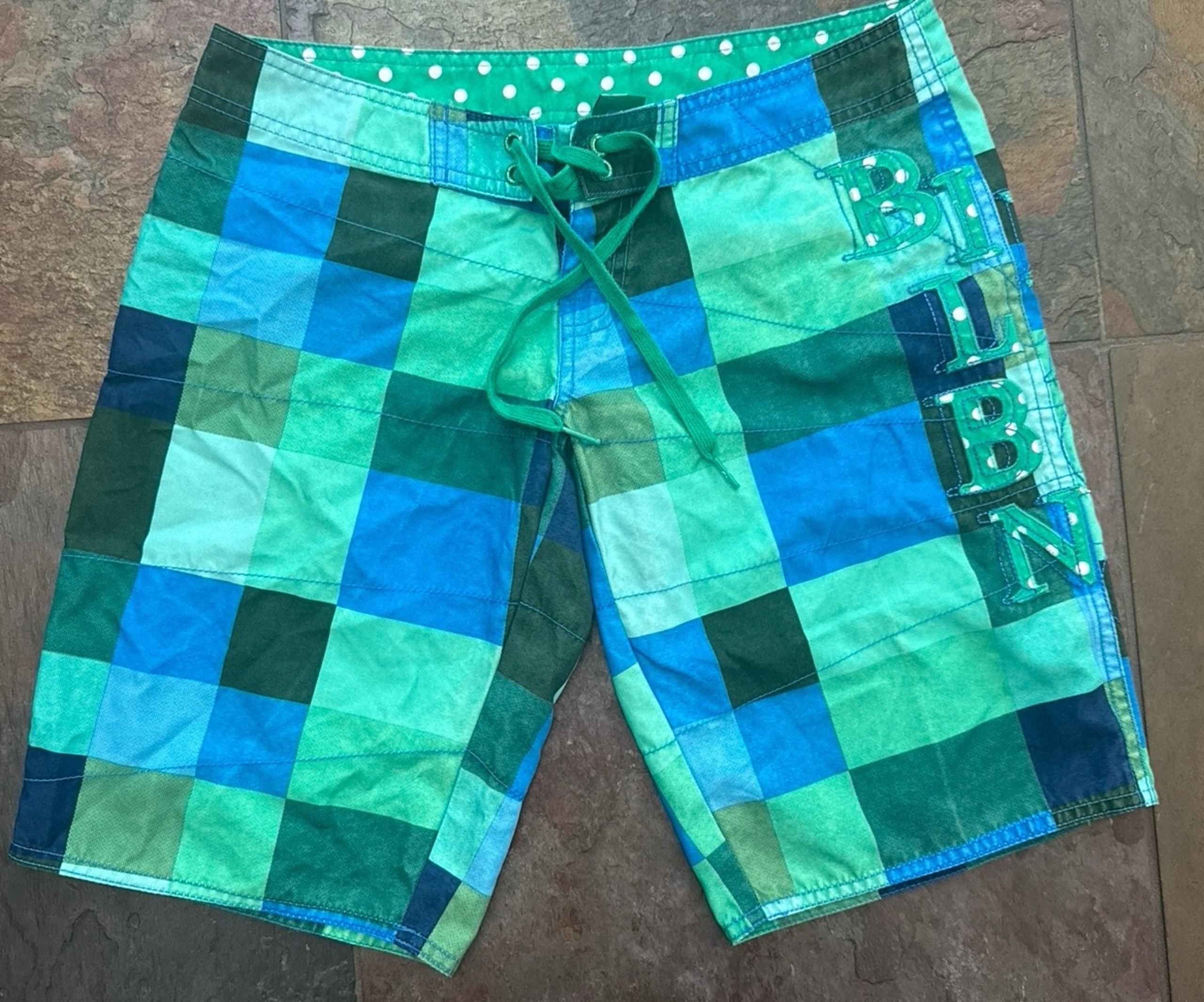 Y2K billabong board shorts drawstring green blue checkered inseam 10 in. Sz zero