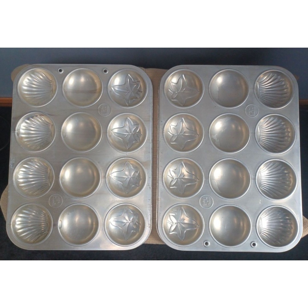 VINTAGE 1940'S METAL MADELEINE COOKIE CAKE CANDY MOLD LOT OF 2 PANS USA MADE