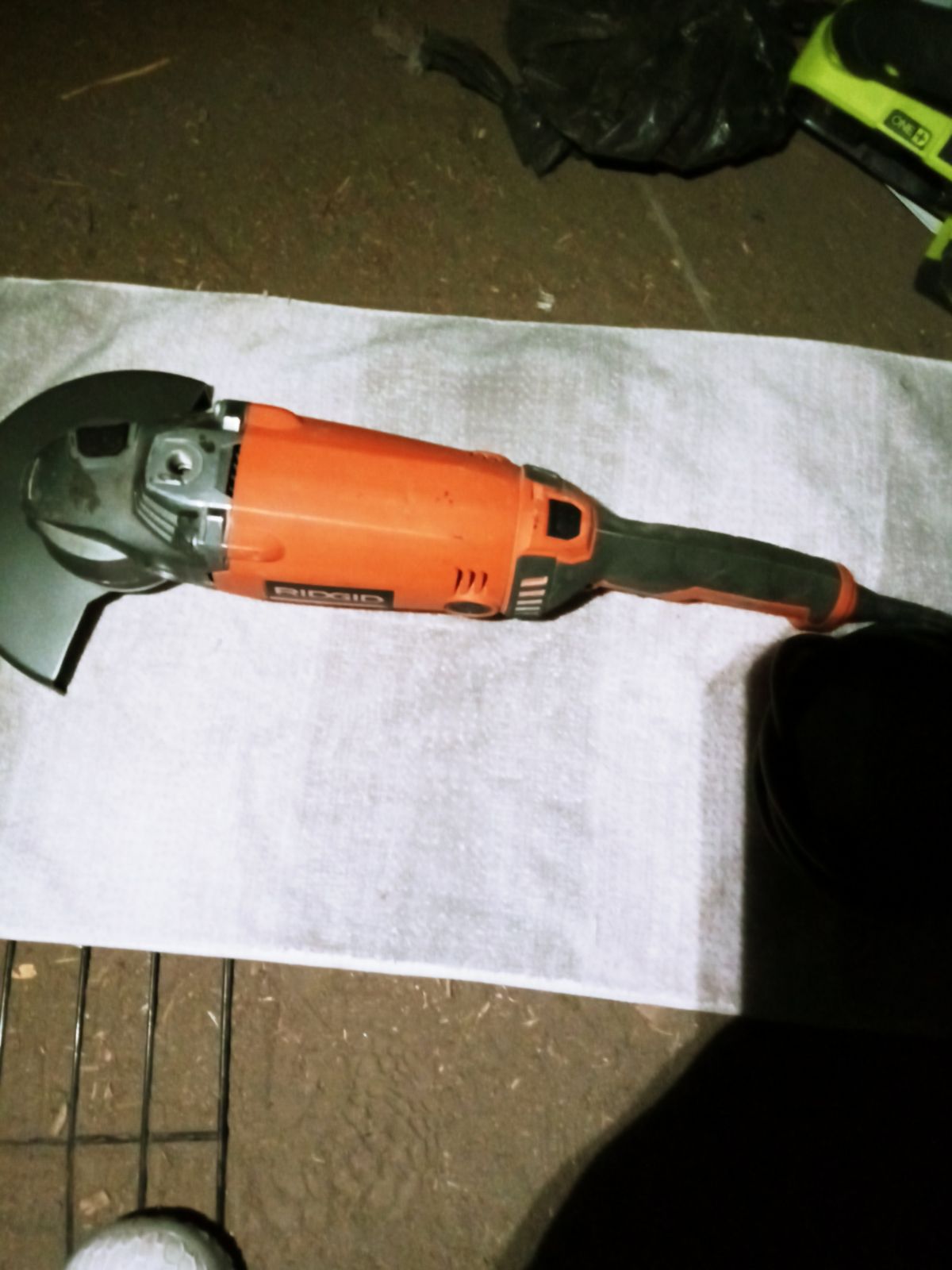 Ridgid Angle grinder 120volt/15.0Ah