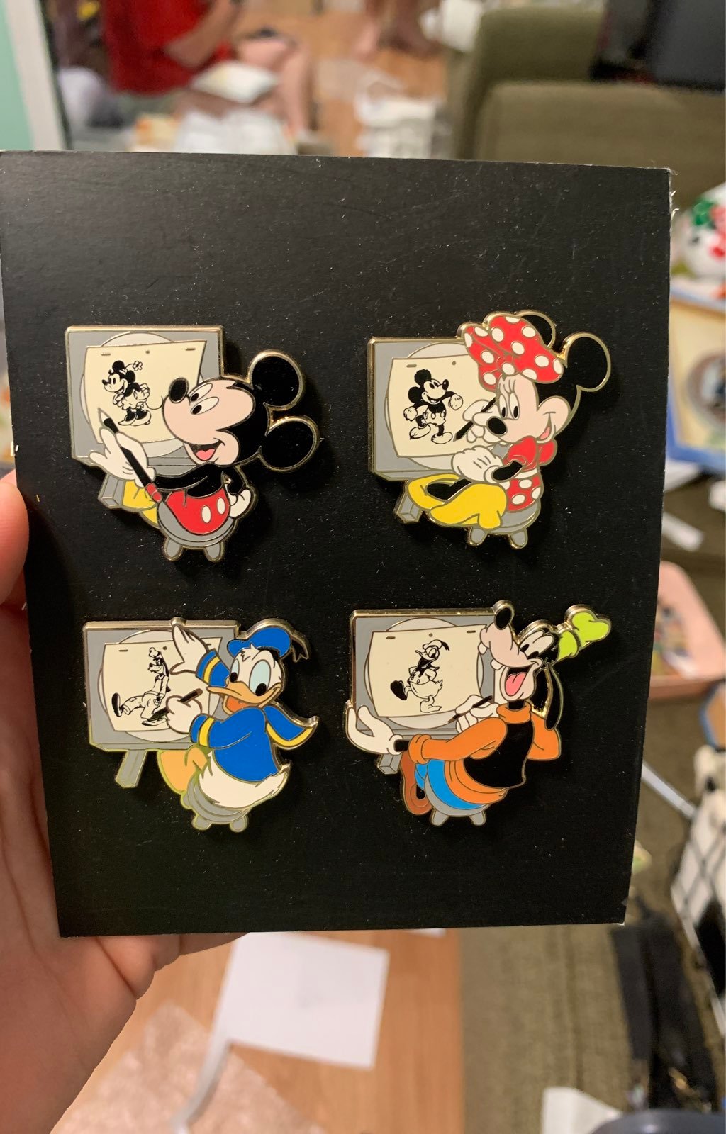 Disney set of 4 LE 250 Mickey Minnie Goofy Donald
